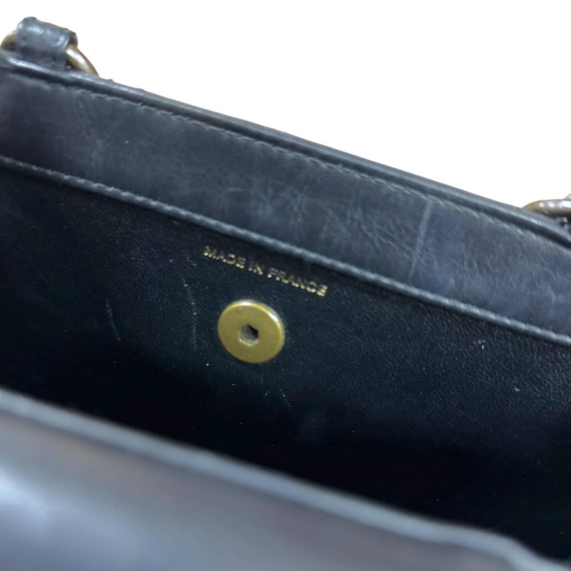 Chanel Matelasse Black Leather Handbag (Pre-Owned)