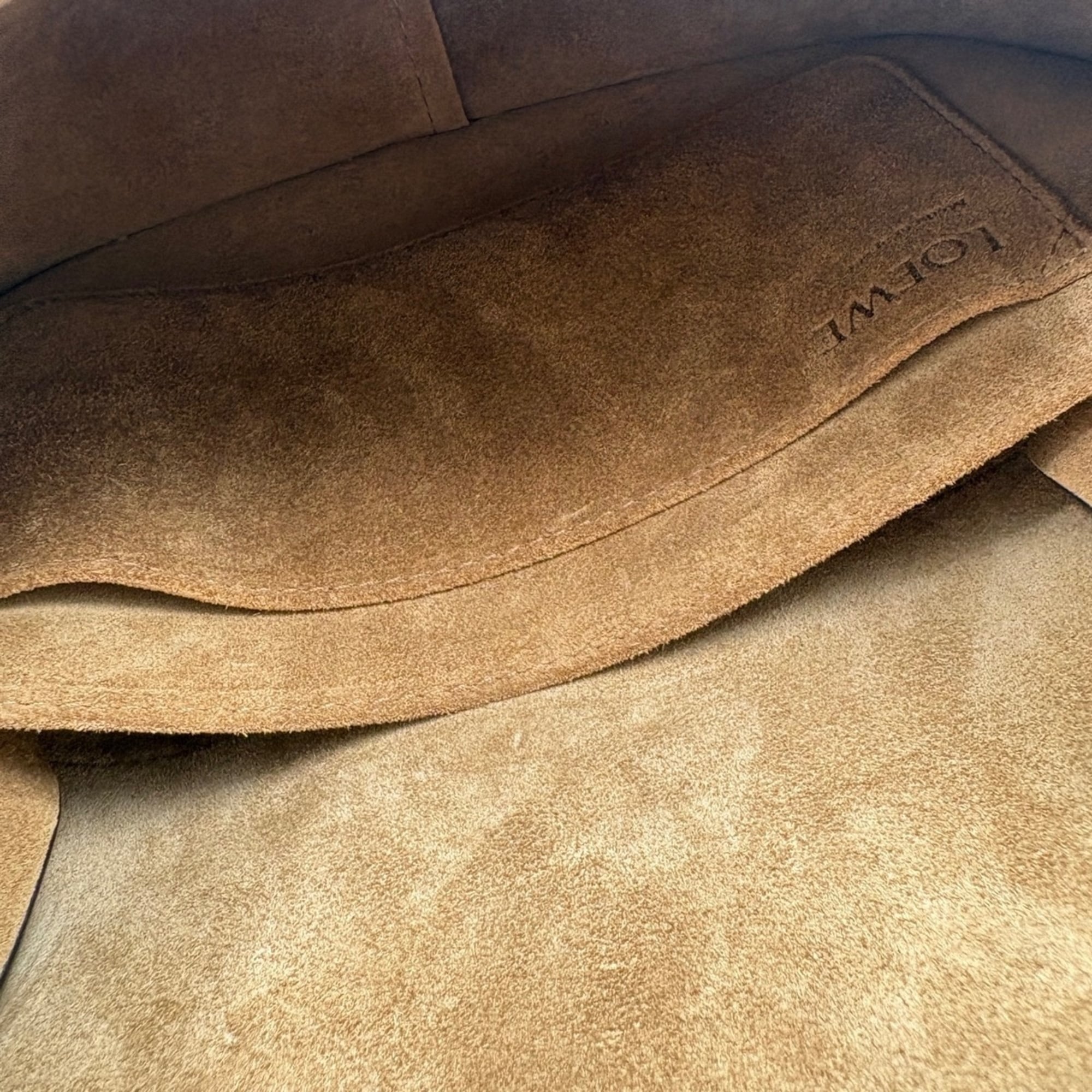 Loewe Brown Shoulder Bag (Pre-Owned)
