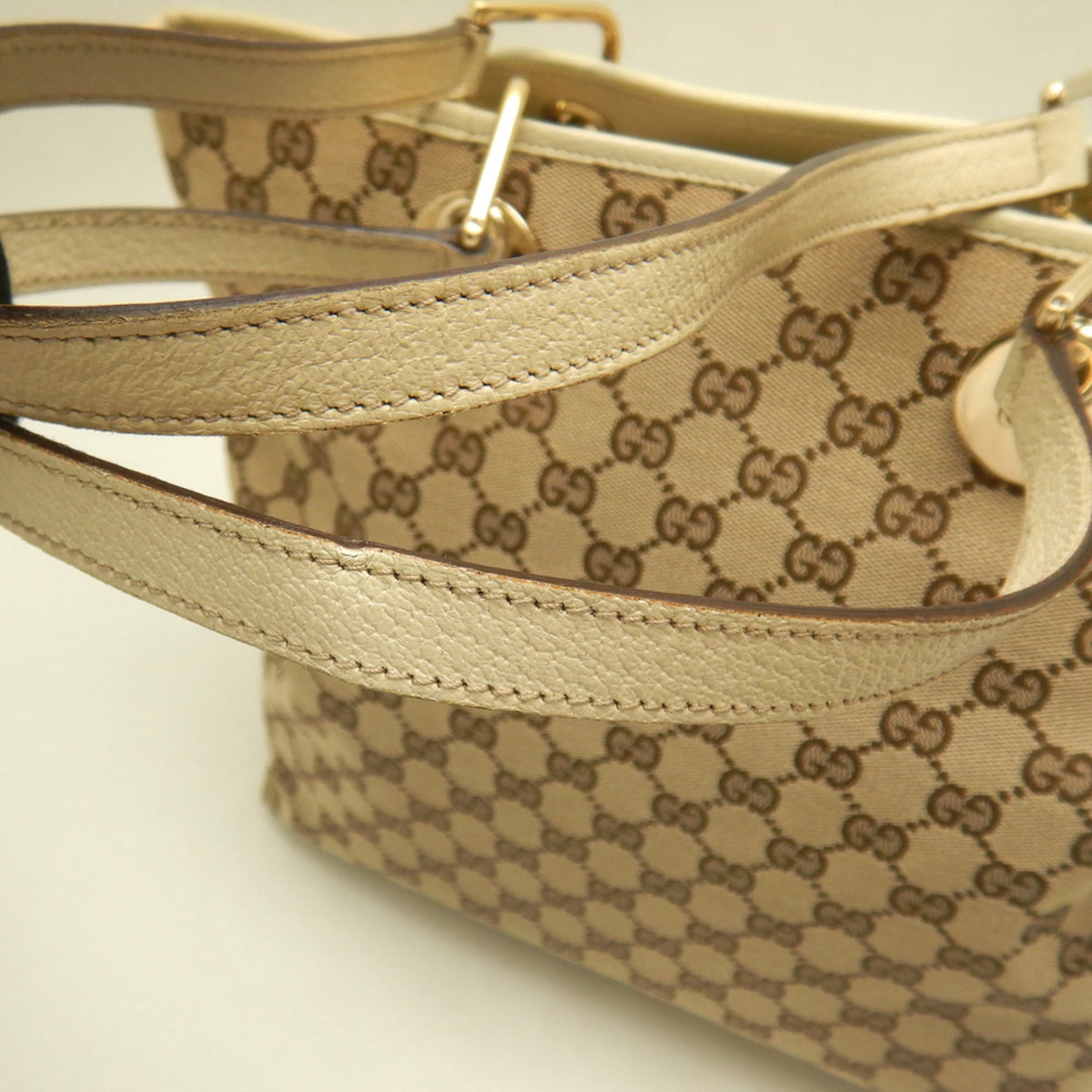 Gucci Gg Canvas Beige Gg Canvas Tote Bag (Pre-Owned)