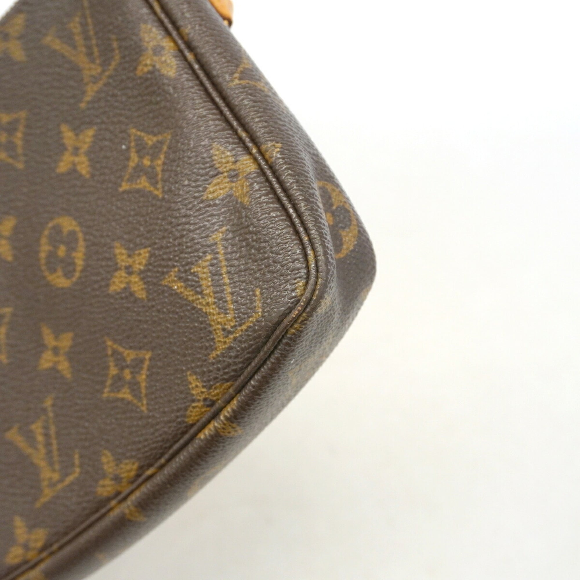Louis Vuitton Brown Pouch (Pre-Owned)