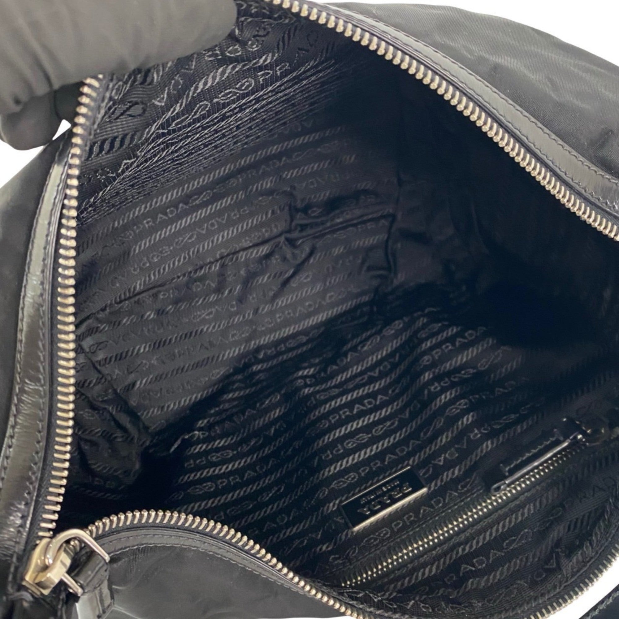 Prada Black Nylon Leather Handbag Shoulder Bag Tote Bag (Pre-Owned)