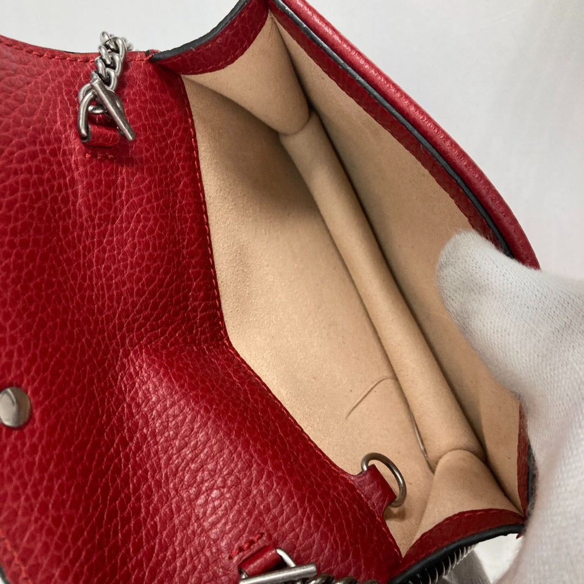 Gucci Red Leather Shoulder Bag (Pre-Owned)