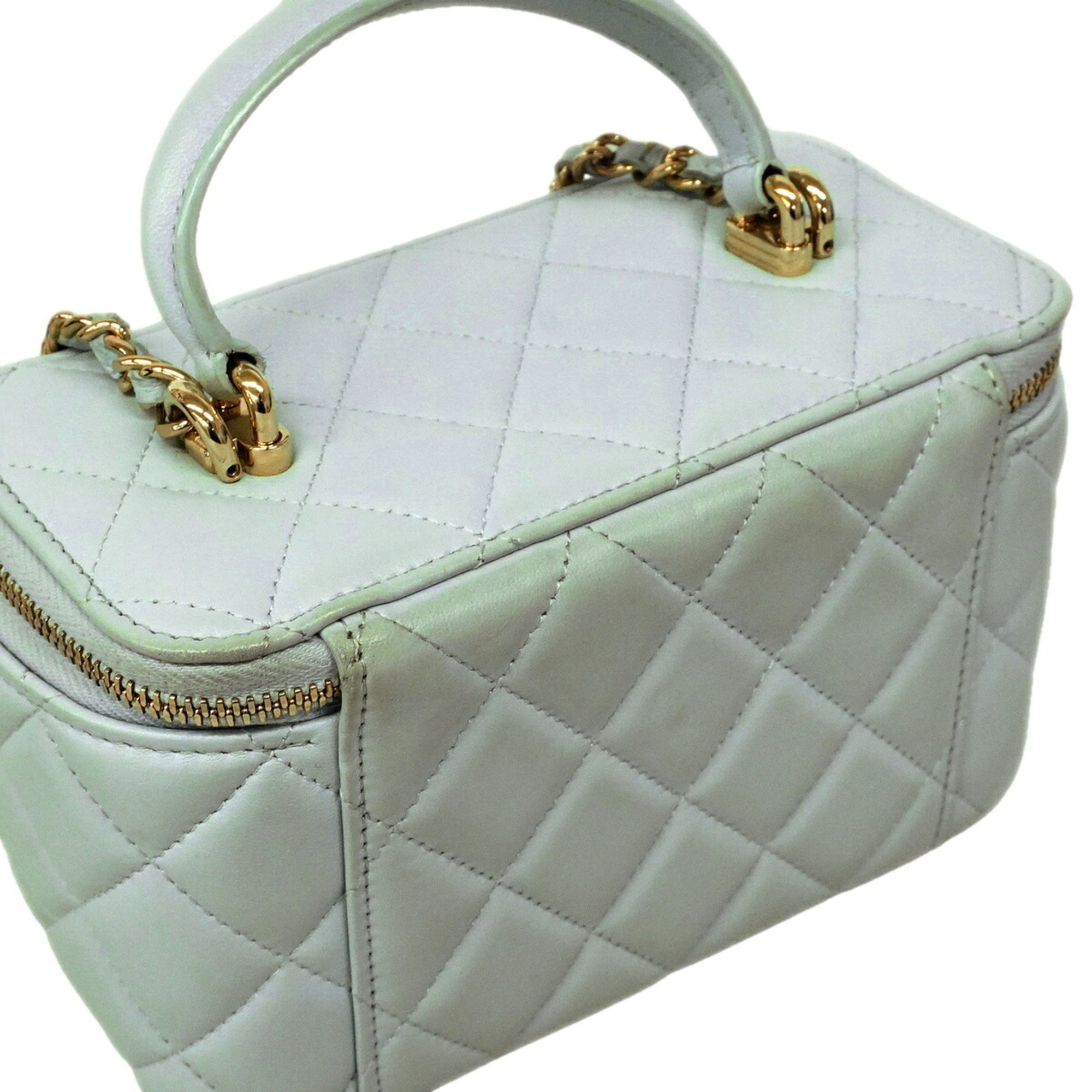 Chanel Sky Blue Leather Vanity Bag (Pre-Owned)