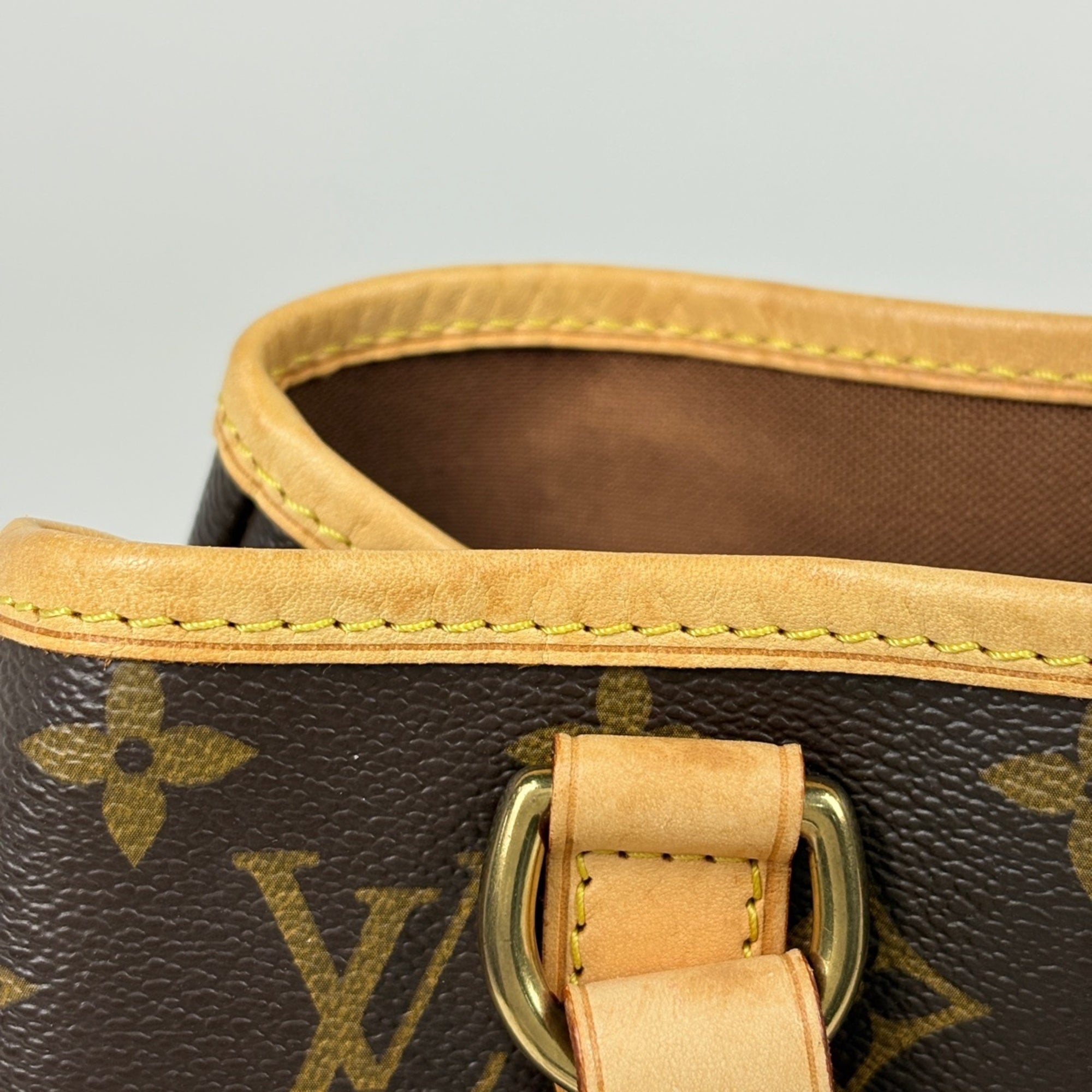 Louis Vuitton Brown Monogram Handbag Tote Bag (Pre-Owned)