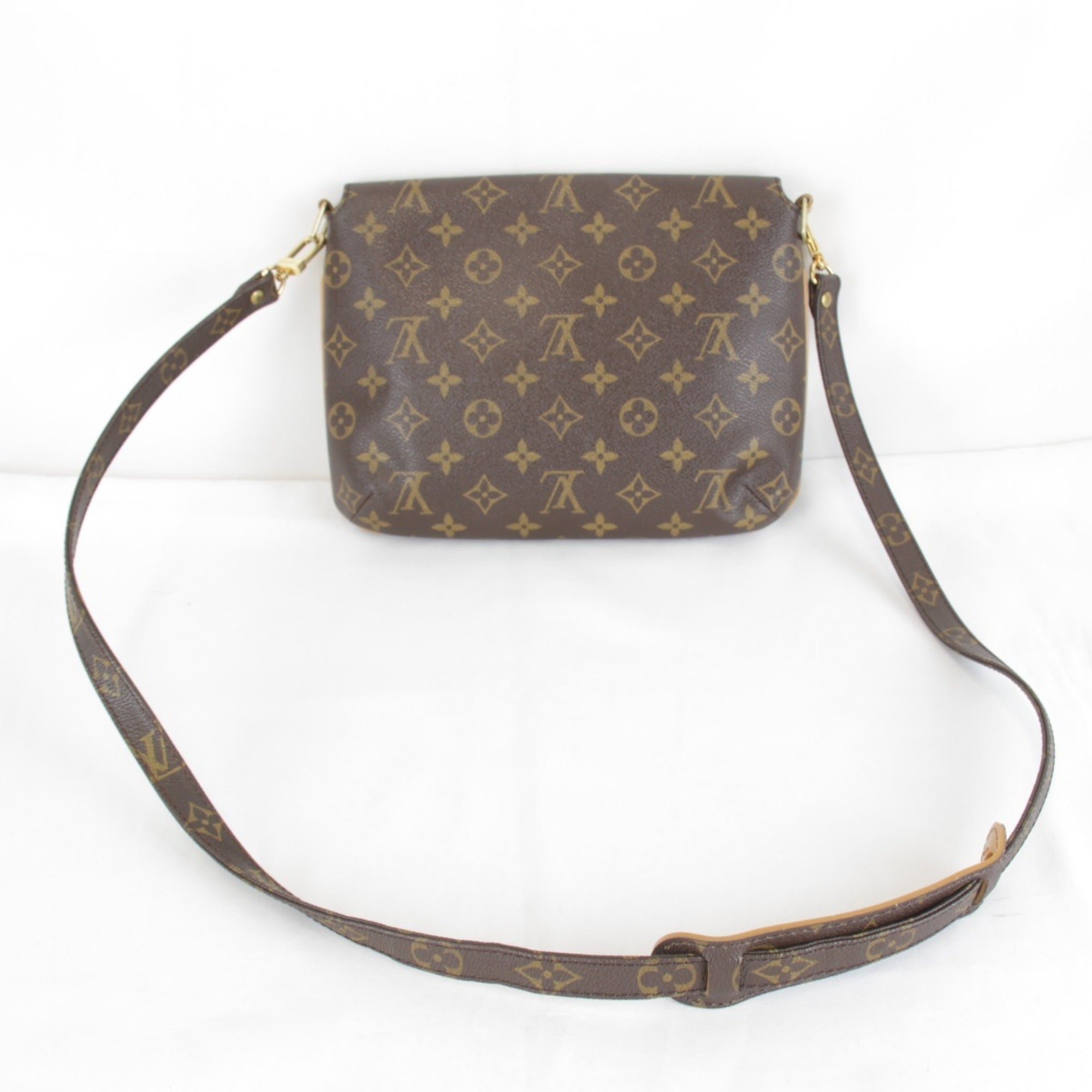 Louis Vuitton Monogram Monogram Canvas Shoulder Bag (Pre-Owned)