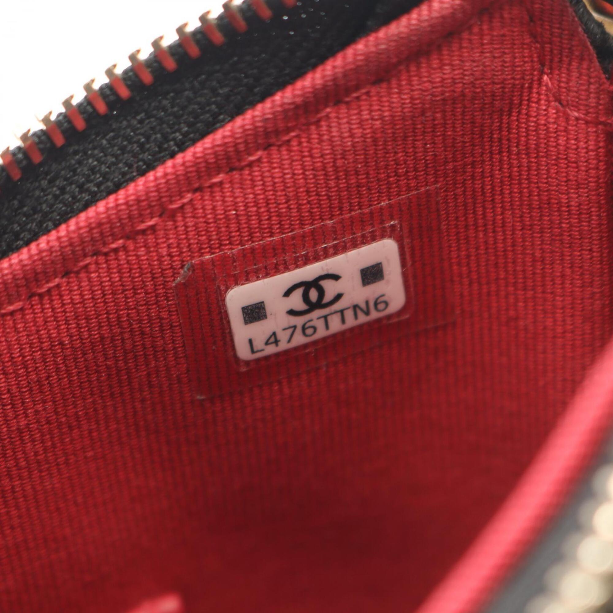 Chanel Black Leather Handbag Shoulder Bag (Pre-Owned)