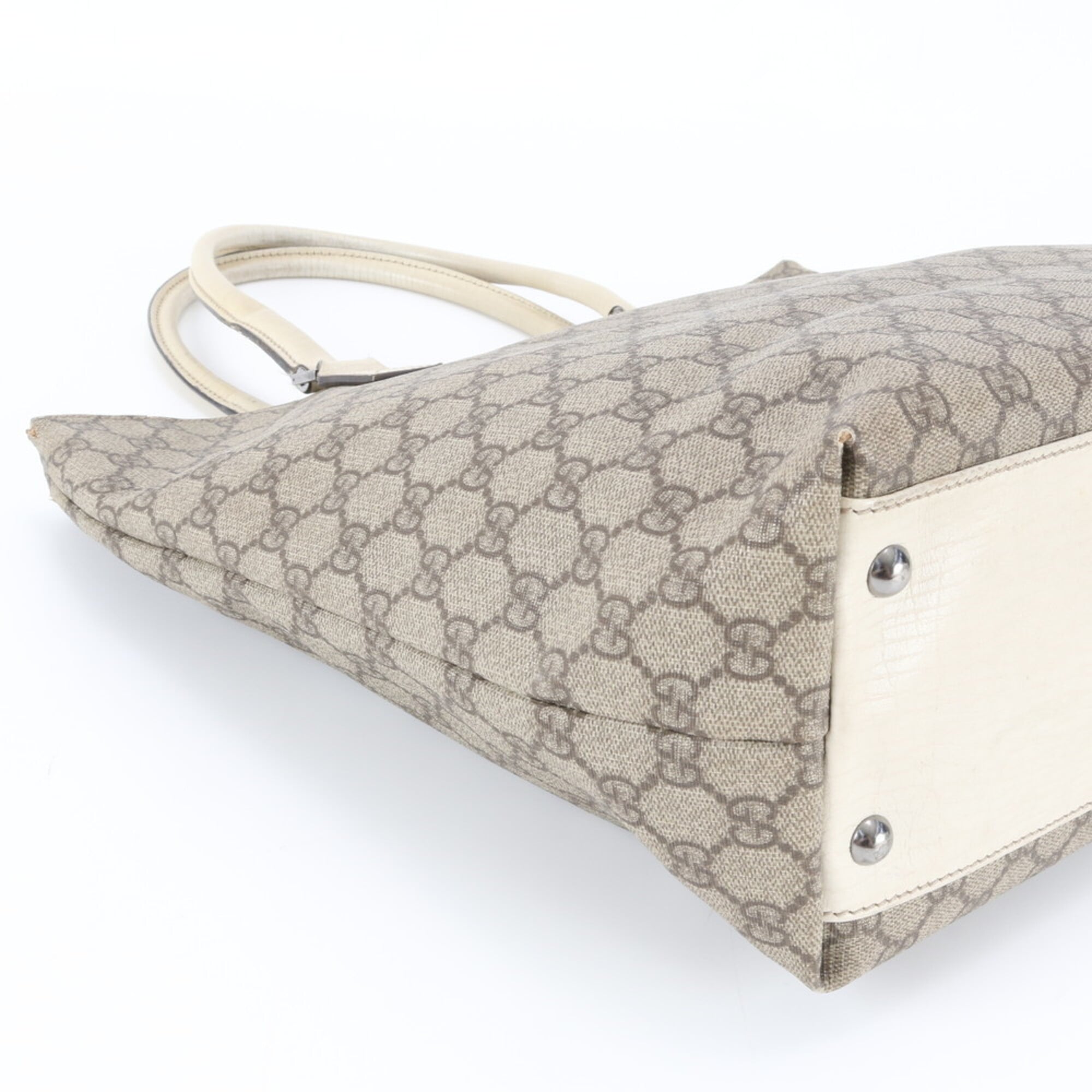 Gucci Beige Gg Supreme Handbag Tote Bag (Pre-Owned)