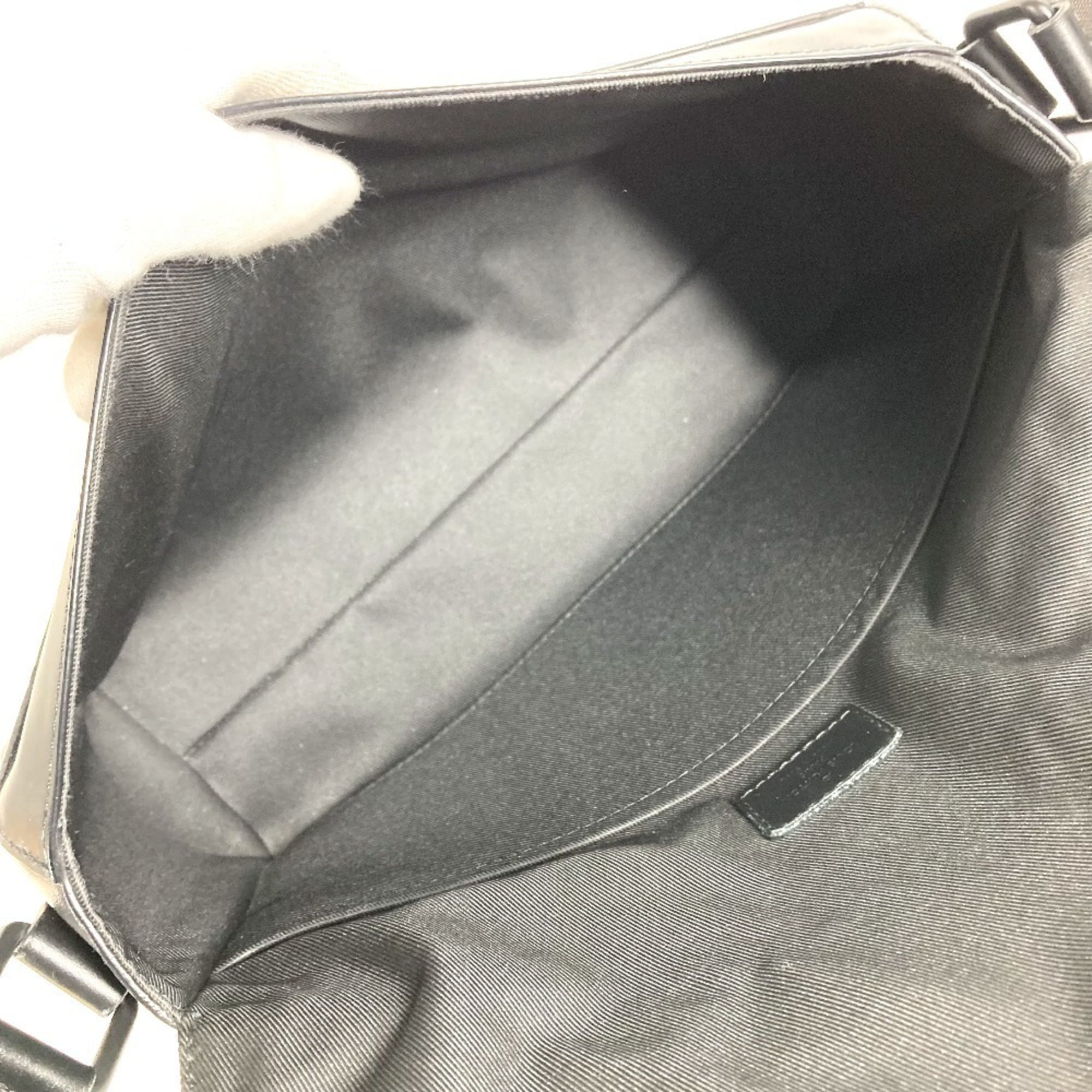 Louis Vuitton Monogram Shadow Black Monogram Shadow Messenger Bag Shoulder Bag (Pre-Owned)