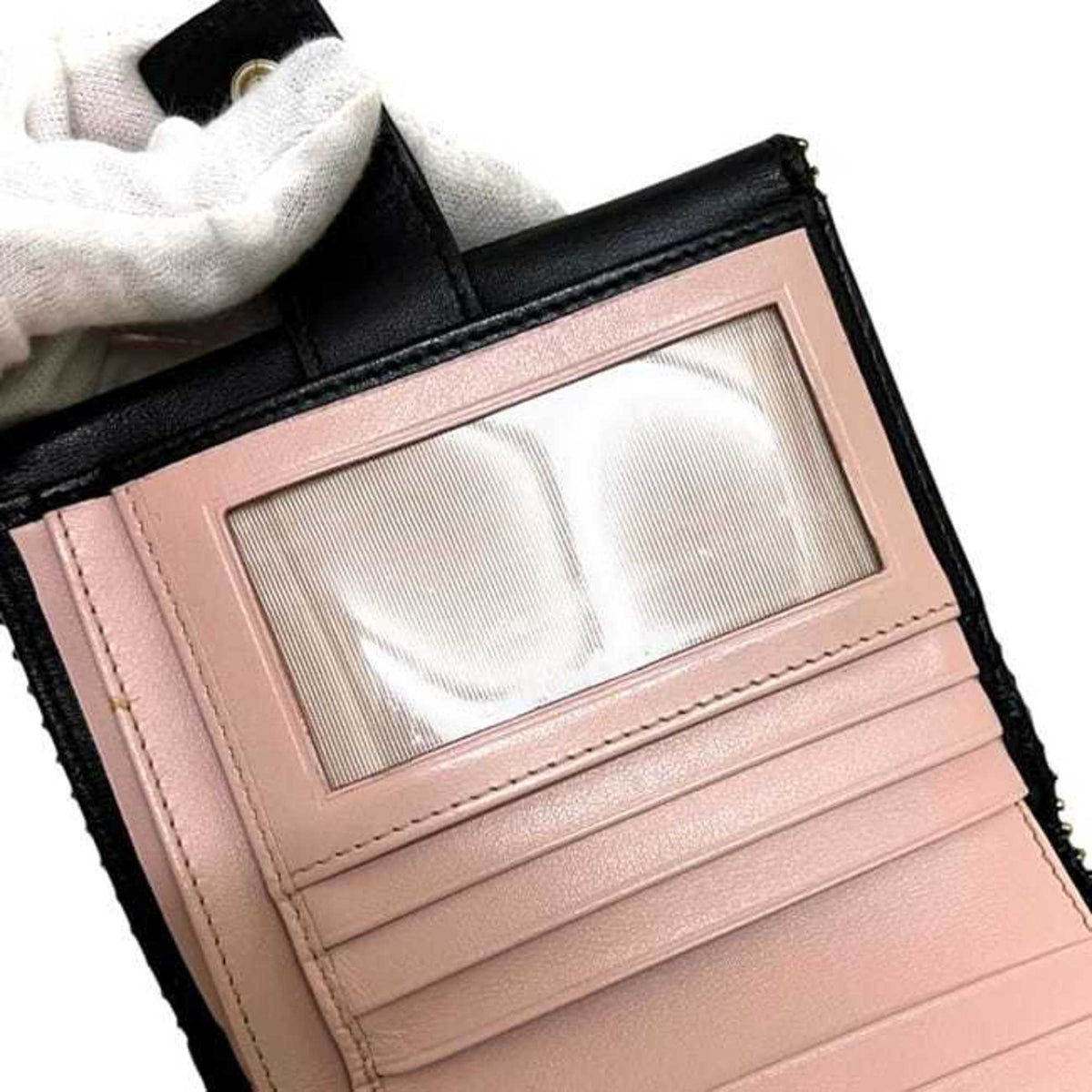Salvatore Ferragamo Black Leather Wallet (Bi-Fold) (Pre-Owned)