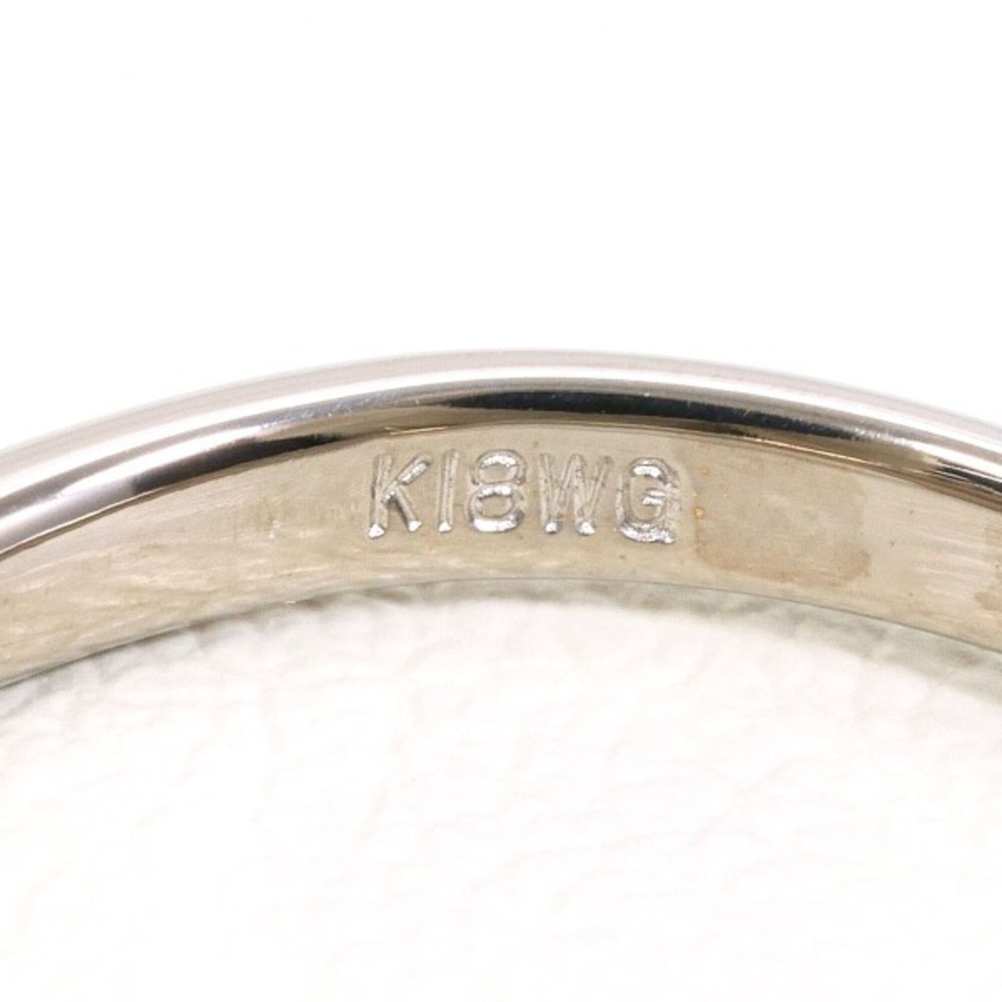 Unbranded White Gold White Gold (18K) Band Ring (Pre-Owned)