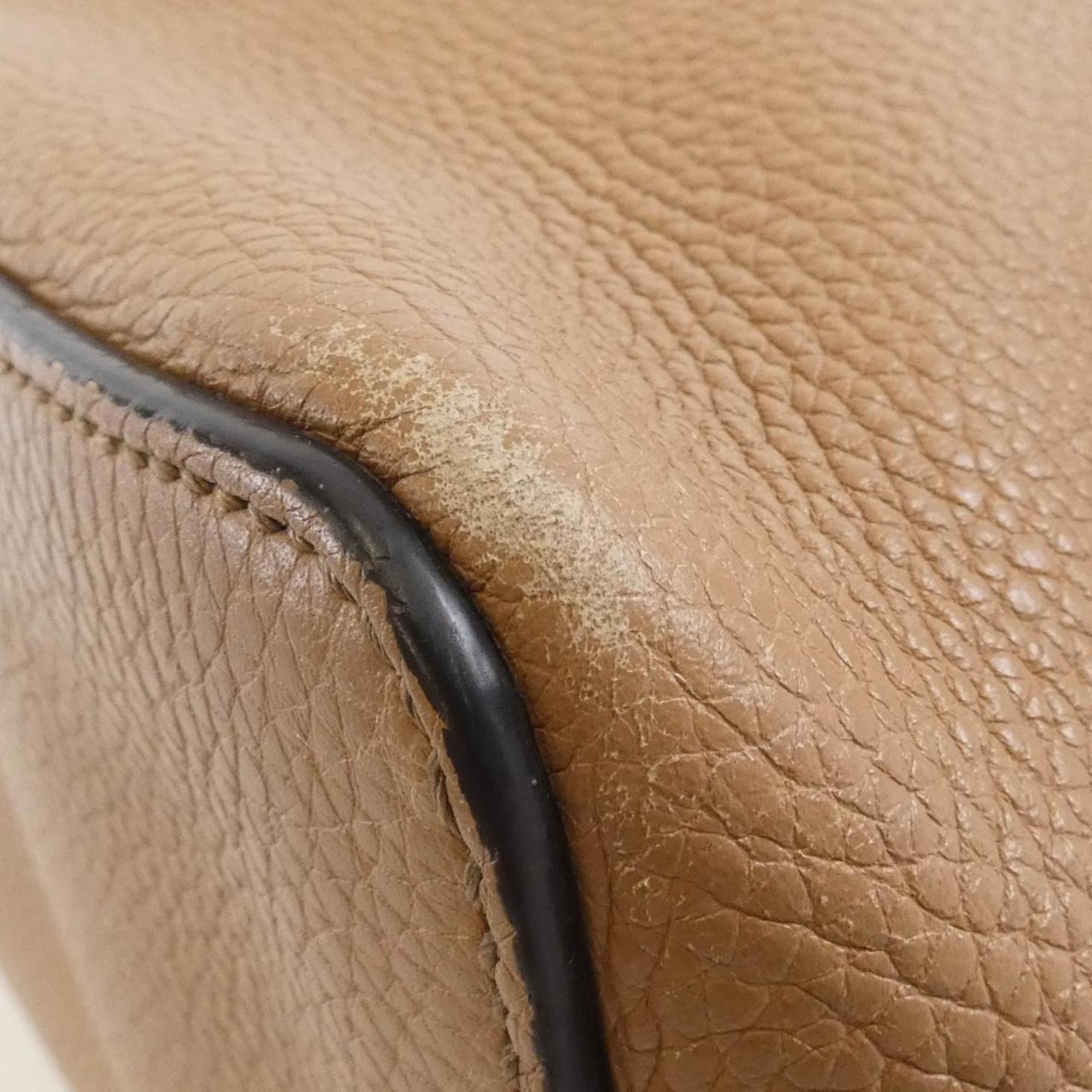 Gucci Beige Leather Shoulder Bag (Pre-Owned)