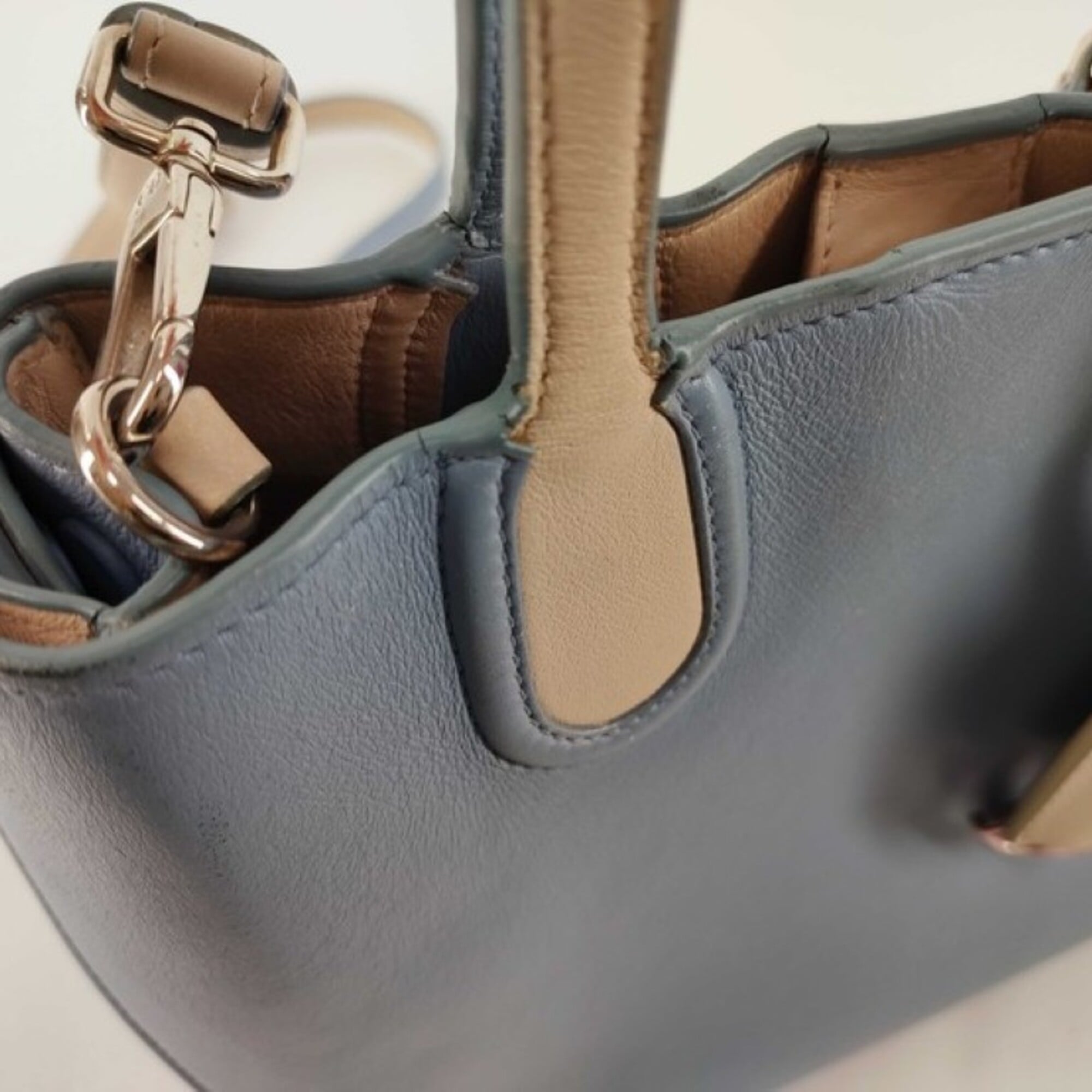 Christian Dior Beige Blue Leather Handbag Shoulder Bag (Pre-Owned)
