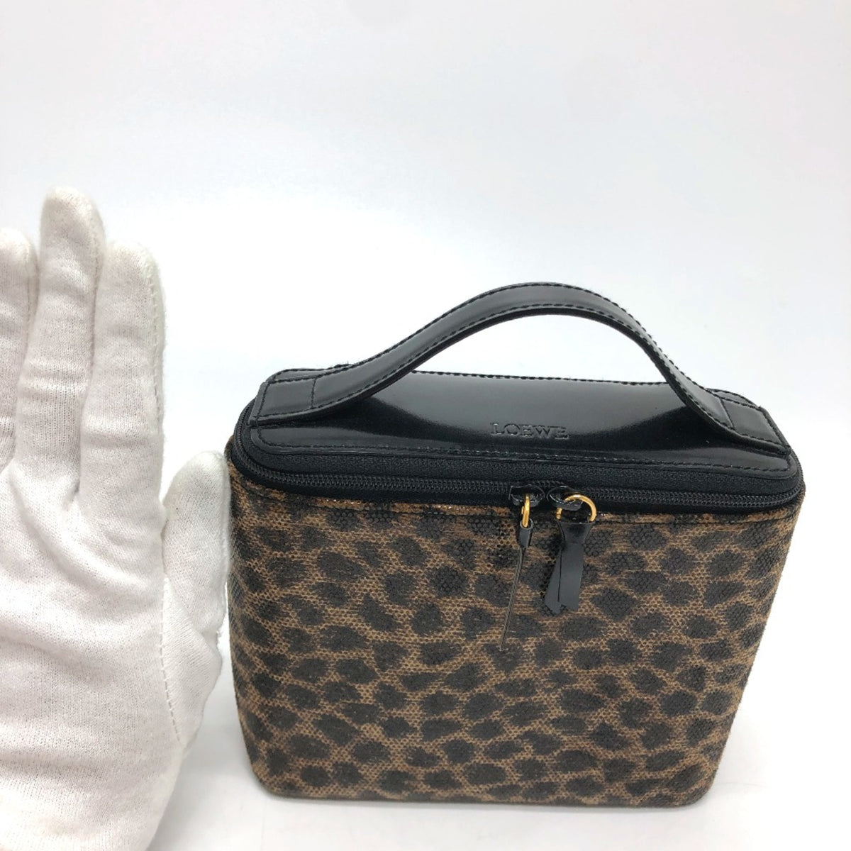 Loewe Brown Leather Handbag (Pre-Owned)