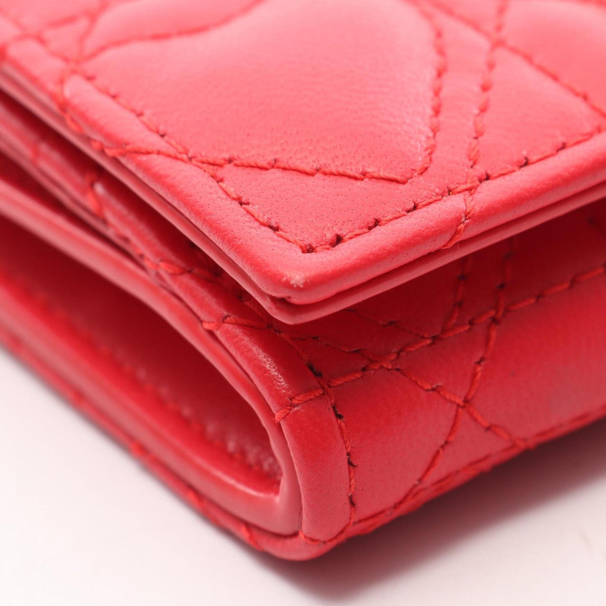 Christian Dior Red Color Leather Coin Purse/Coin Case (Pre-Owned)