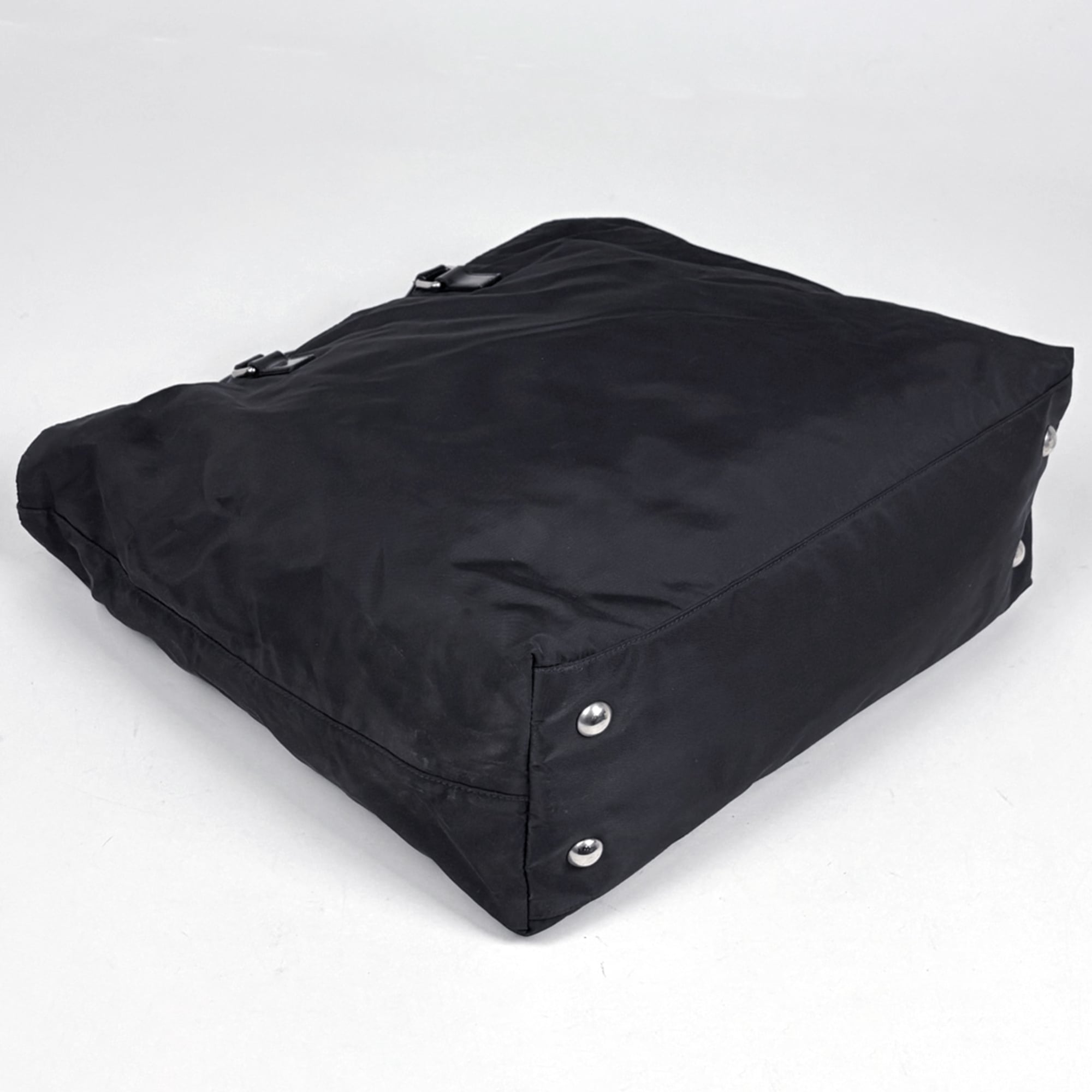 Prada Black Nylon Shoulder Bag Tote Bag (Pre-Owned)