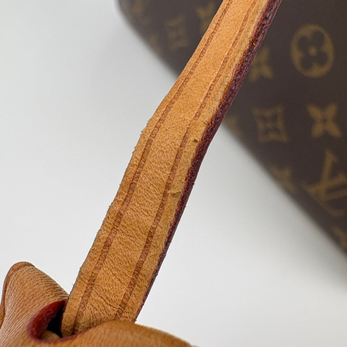 Louis Vuitton Brown Monogram Handbag Shoulder Bag (Pre-Owned)
