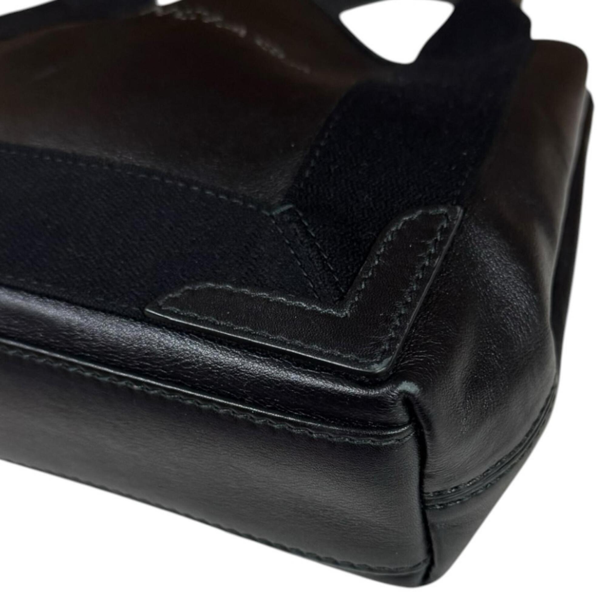 Balenciaga Black Leather Pouch Shoulder Bag (Pre-Owned)