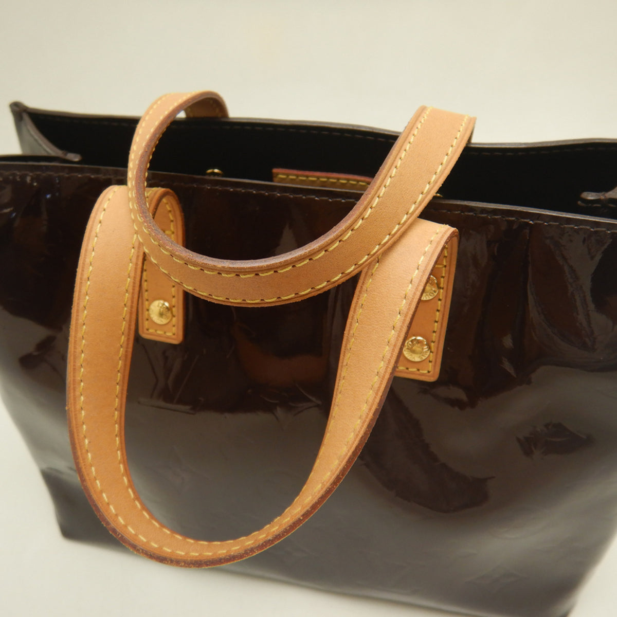 Louis Vuitton Monogram Vernis Amarante Monogram Vernis Handbag (Pre-Owned)