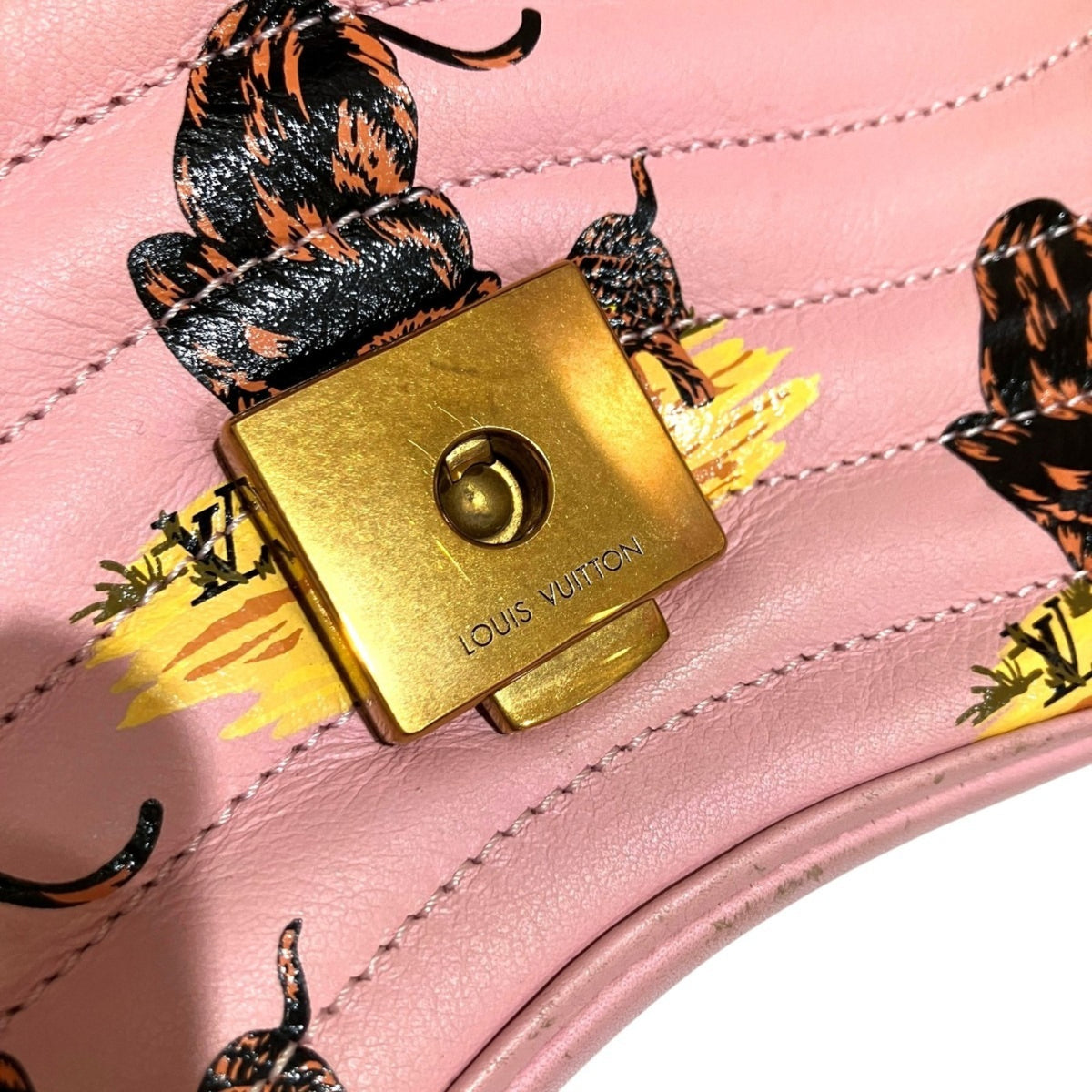Louis Vuitton Leopard Pink Quilting Shoulder Bag (Pre-Owned)