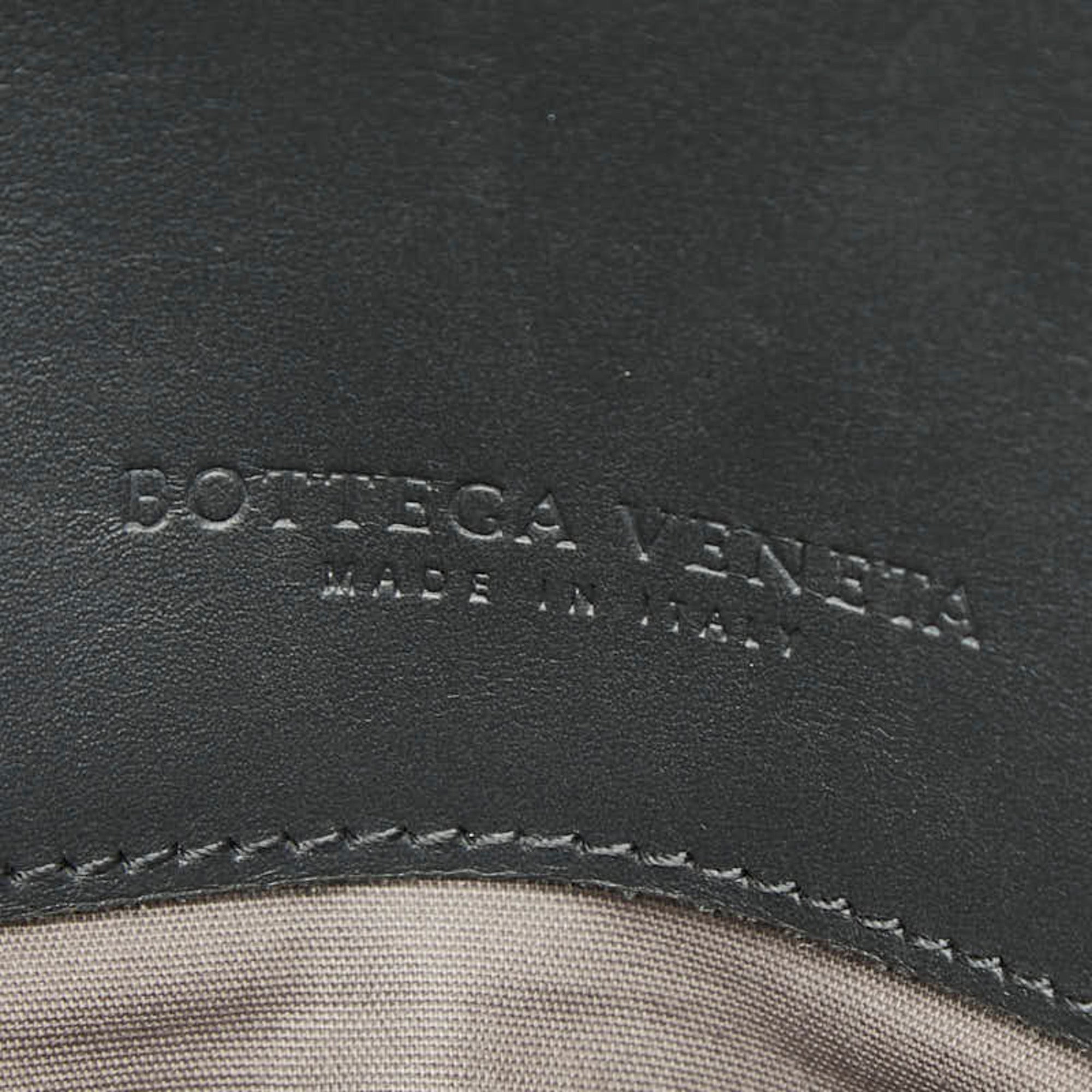 Bottega Veneta Intrecciato Gray Leather Briefcase (Pre-Owned)