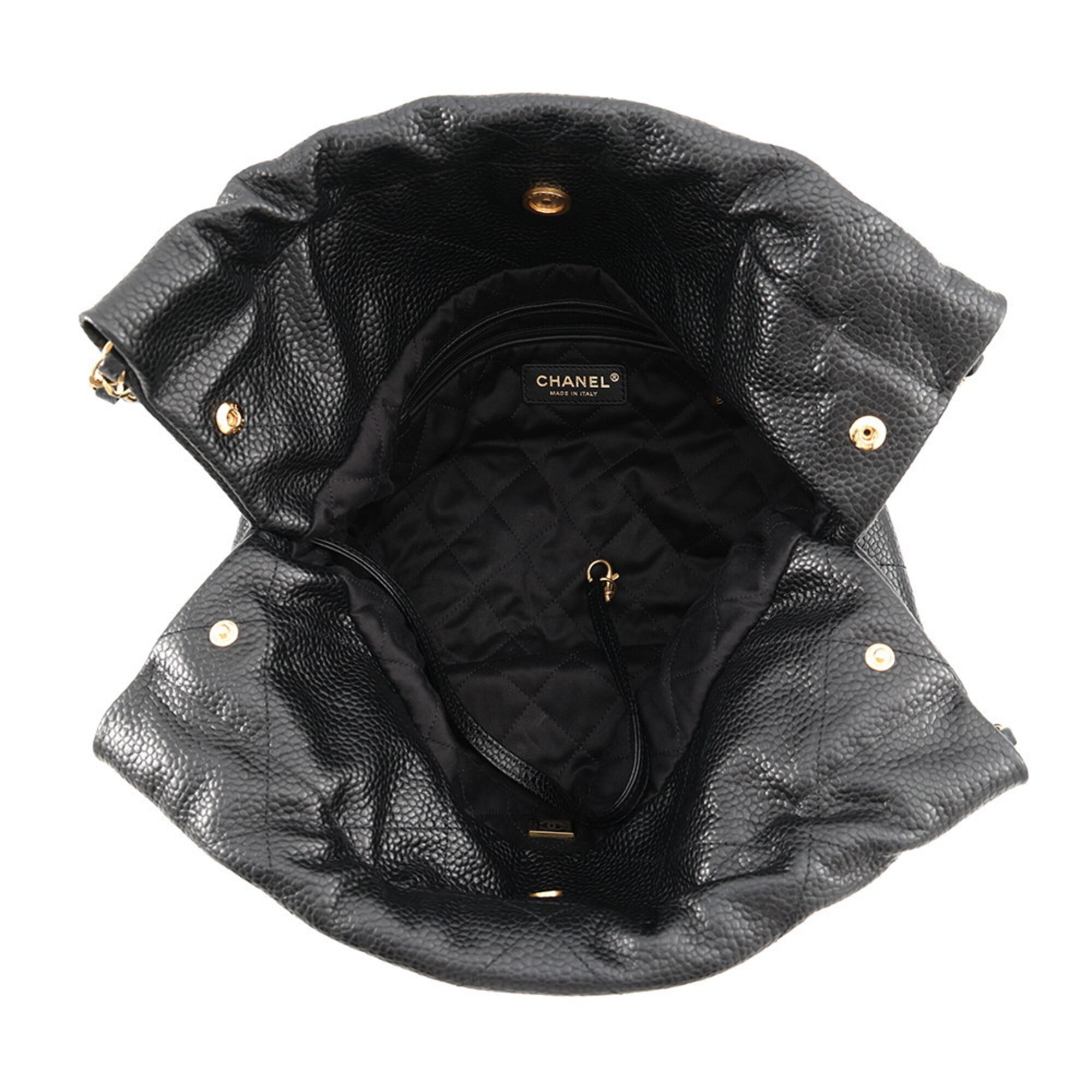 Chanel Matelasse Black Grained Calfskin Handbag (Pre-Owned)