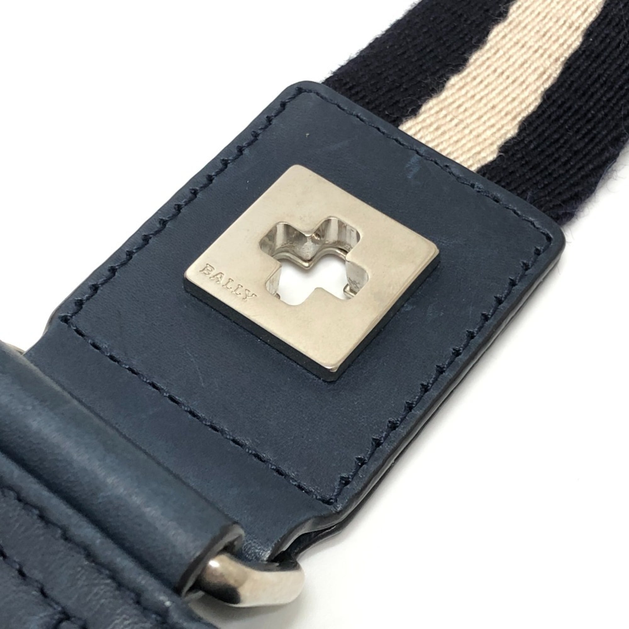 Bally Navy Leather Handbag Shoulder Bag (Pre-Owned)