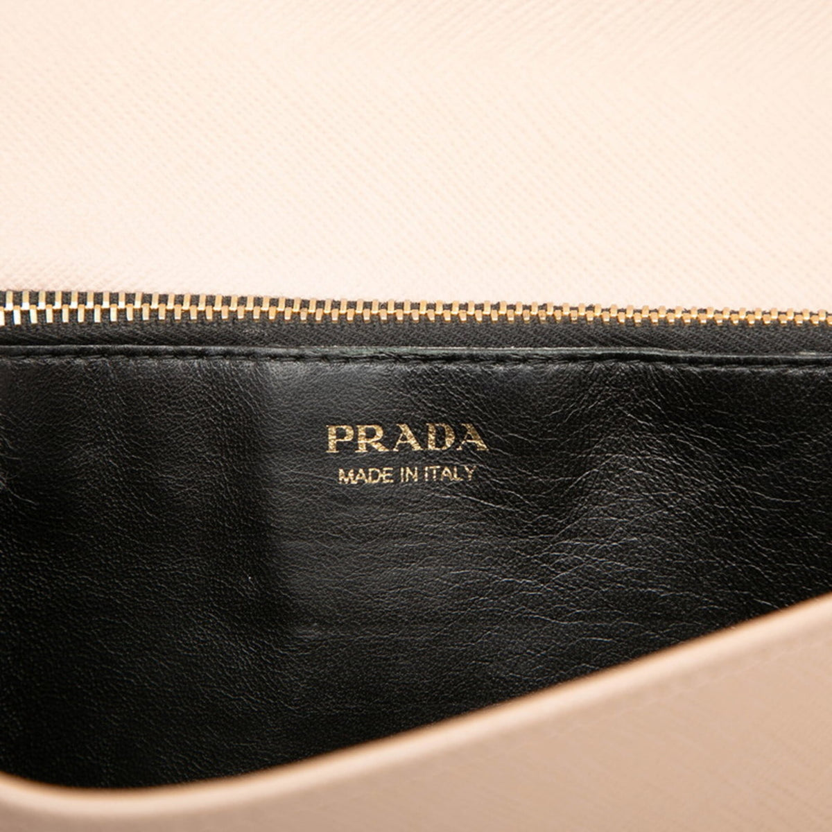 Prada Beige Leather Shoulder Bag (Pre-Owned)