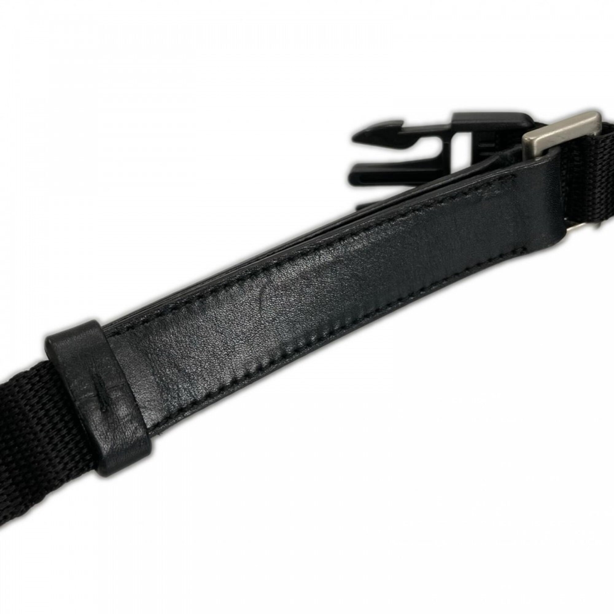Prada Black Nylon Shoulder Bag (Pre-Owned)