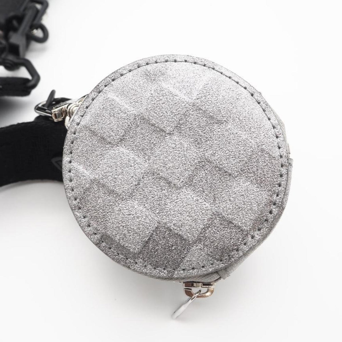 Louis Vuitton Black Silver Leather Shoulder Bag (Pre-Owned)