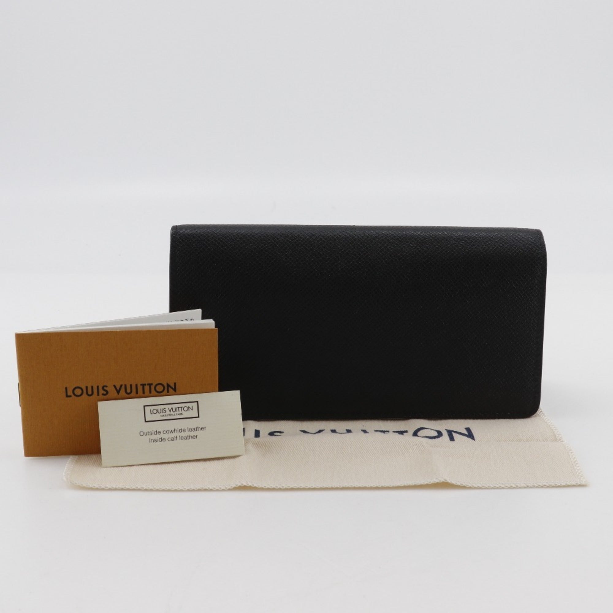 Louis Vuitton Taiga Black Noir Taiga Leather Long Wallet (Bi-Fold) (Pre-Owned)