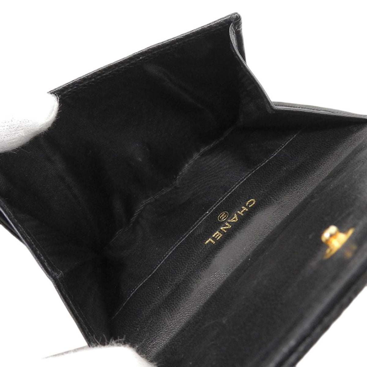 Chanel Black Grained Calfskin Wallet (Bi-Fold) (Pre-Owned)