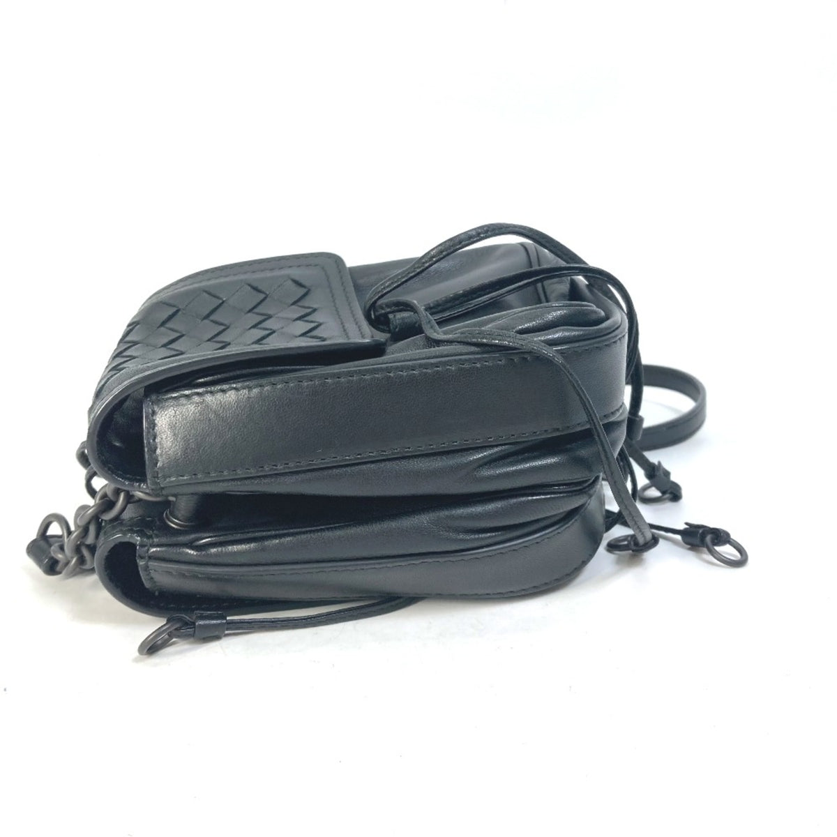 Bottega Veneta Black Leather Shoulder Bag (Pre-Owned)