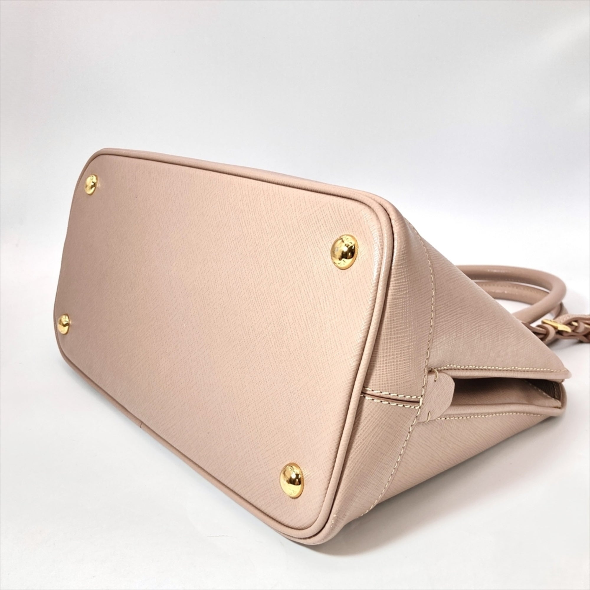 Prada Saffiano Pink Leather Handbag (Pre-Owned)