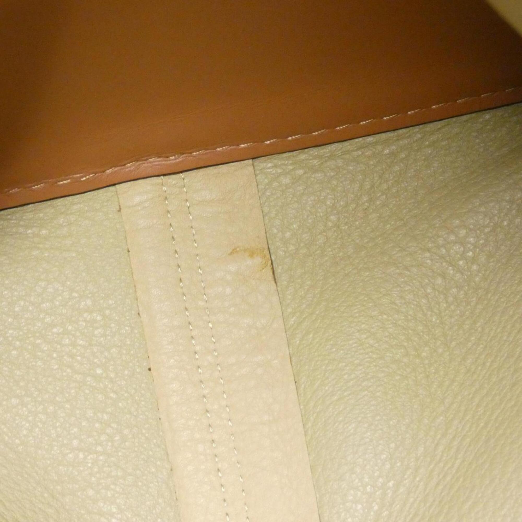 Loewe Beige Suede Shoulder Bag (Pre-Owned)
