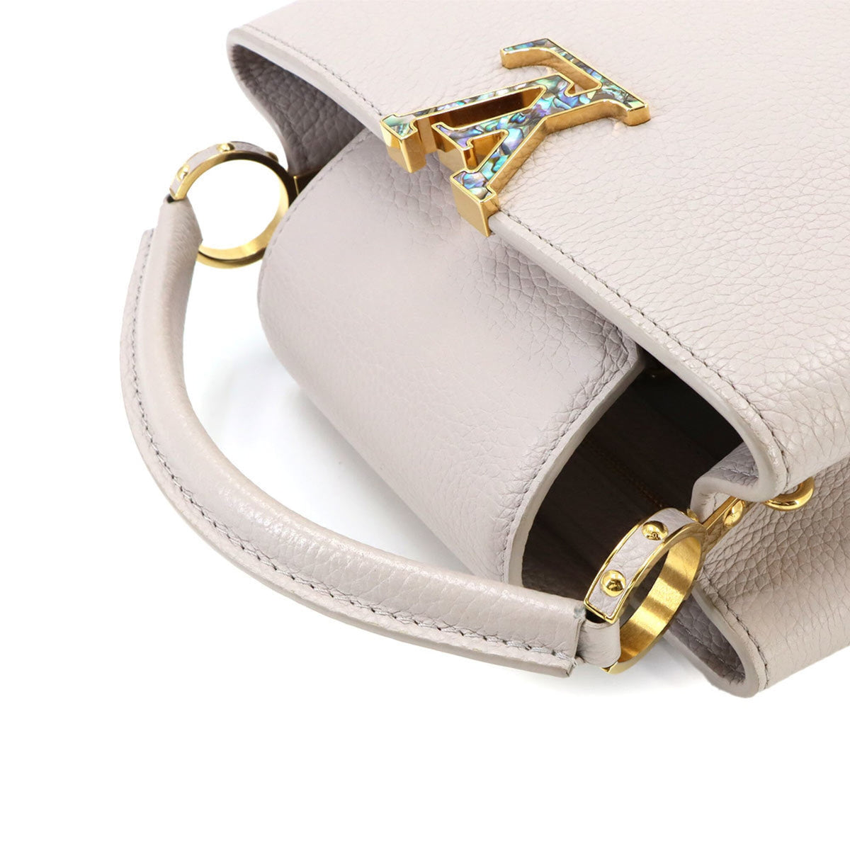 Louis Vuitton Capucines Leather Handbag (Pre-Owned)