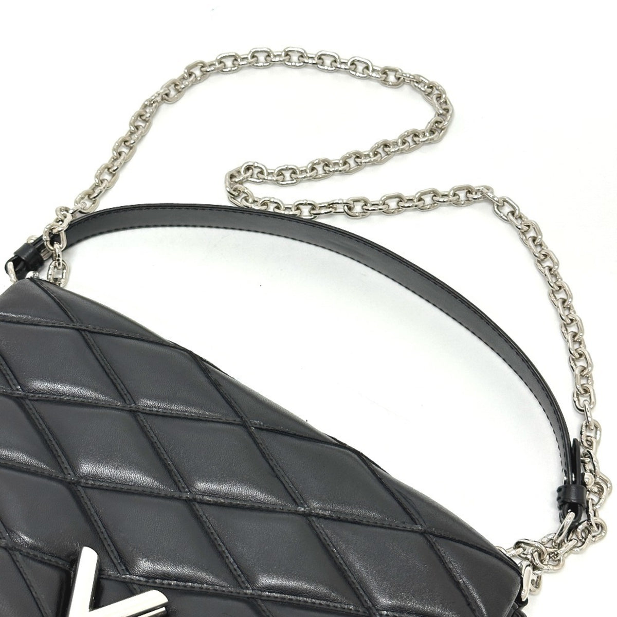 Louis Vuitton Black Noir Leather Handbag Shoulder Bag (Pre-Owned)
