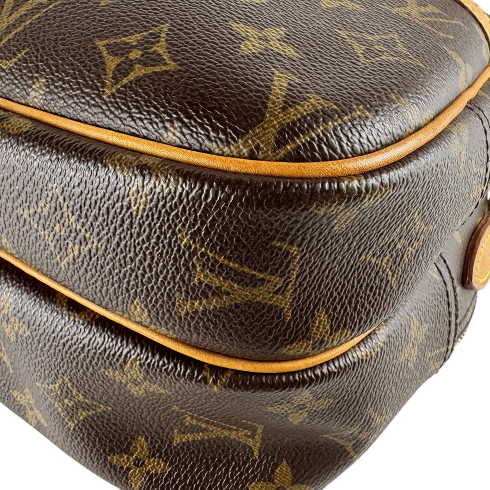 Louis Vuitton Brown Monogram Monogram Shoulder Bag (Pre-Owned)