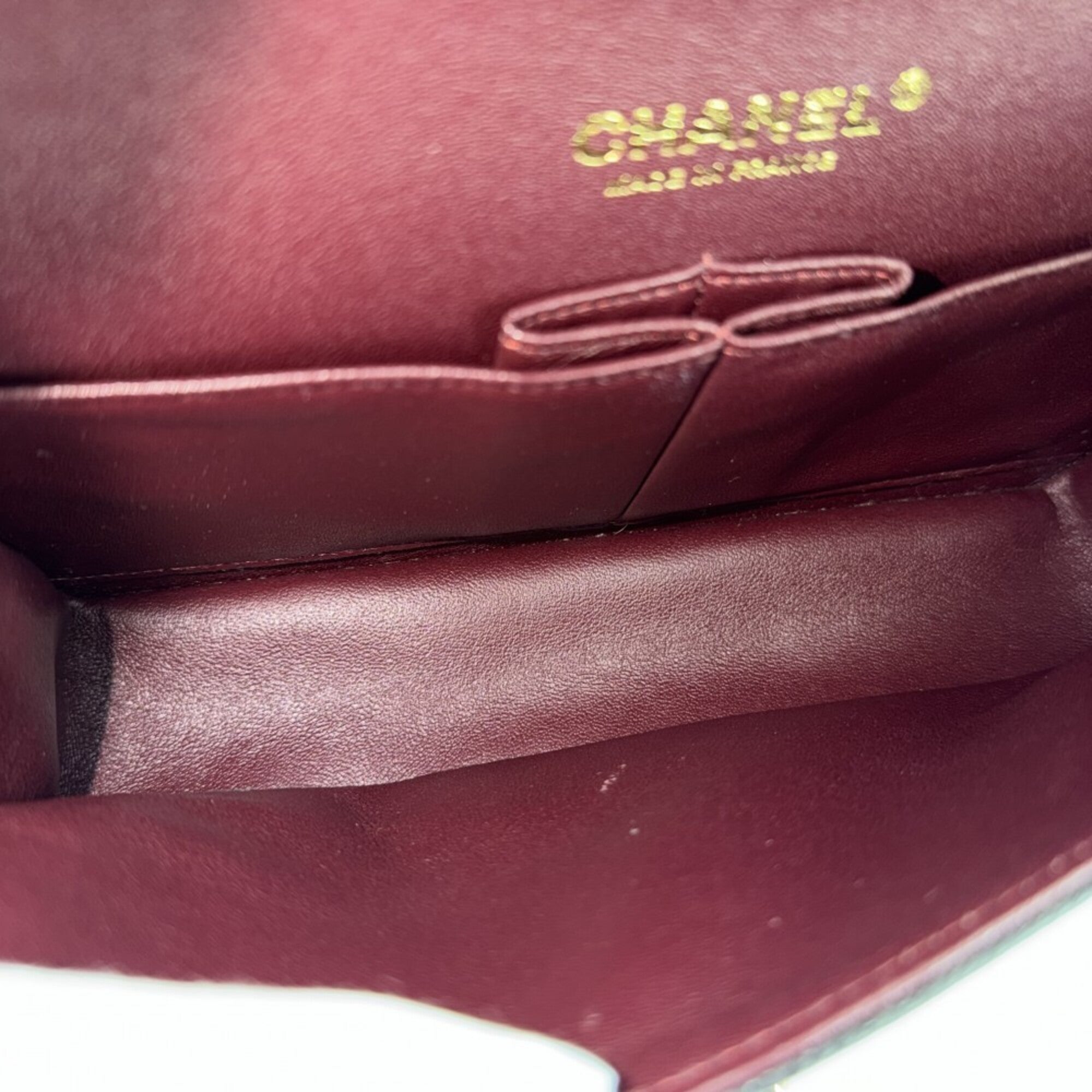 Chanel Matelasse Black Grained Calfskin Shoulder Bag (Pre-Owned)
