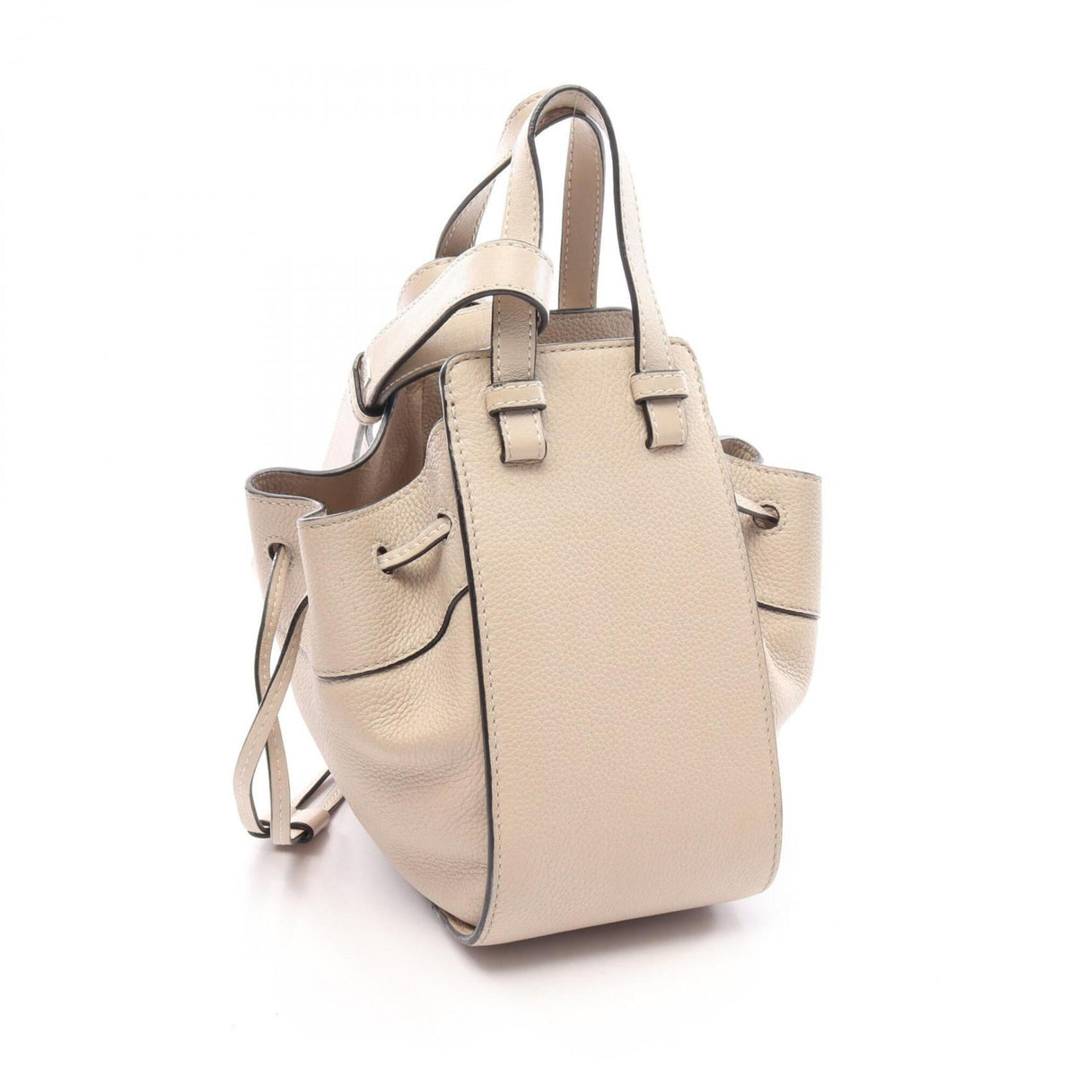 Loewe Beige Leather Handbag (Pre-Owned)