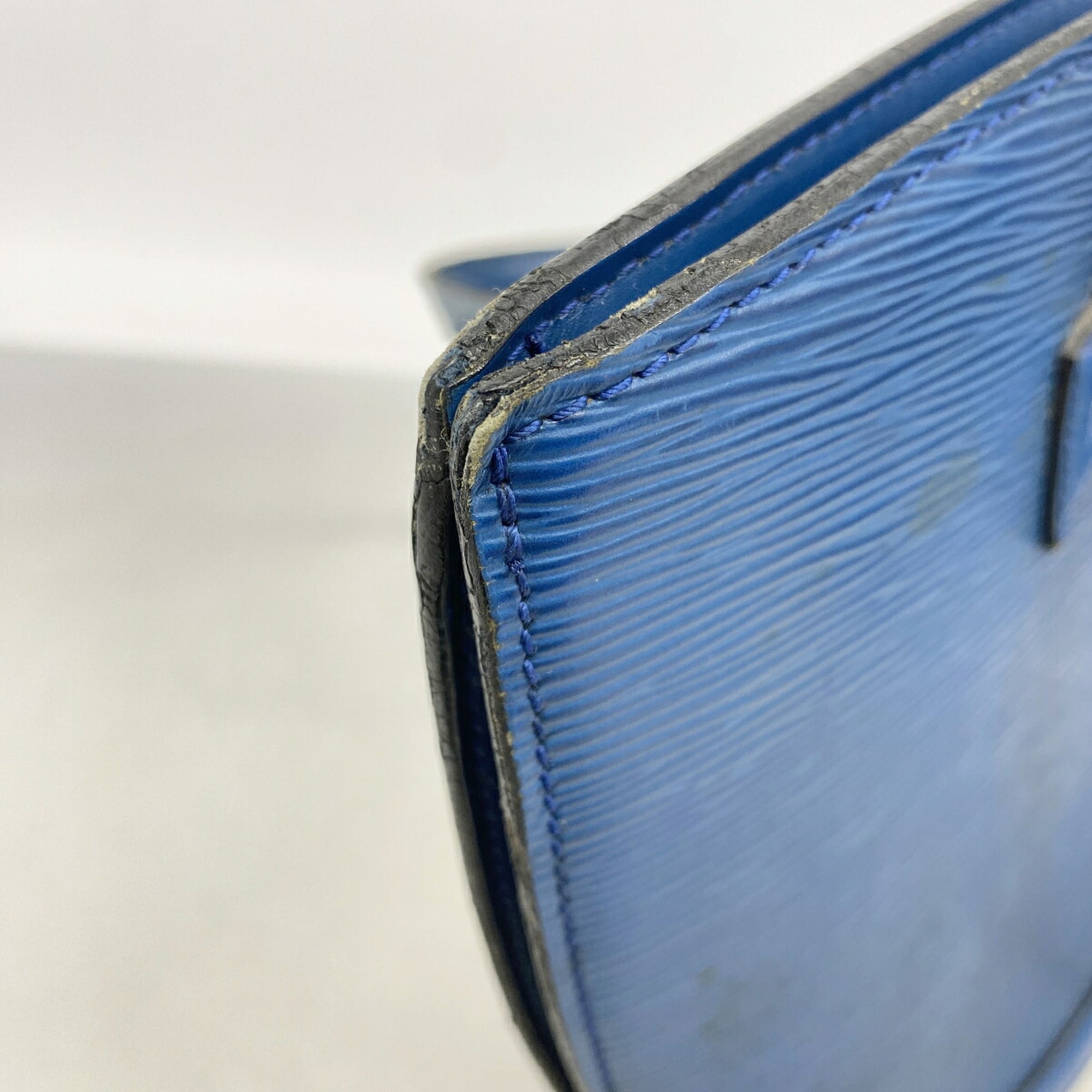 Louis Vuitton Toledo Blue Handbag (Pre-Owned)