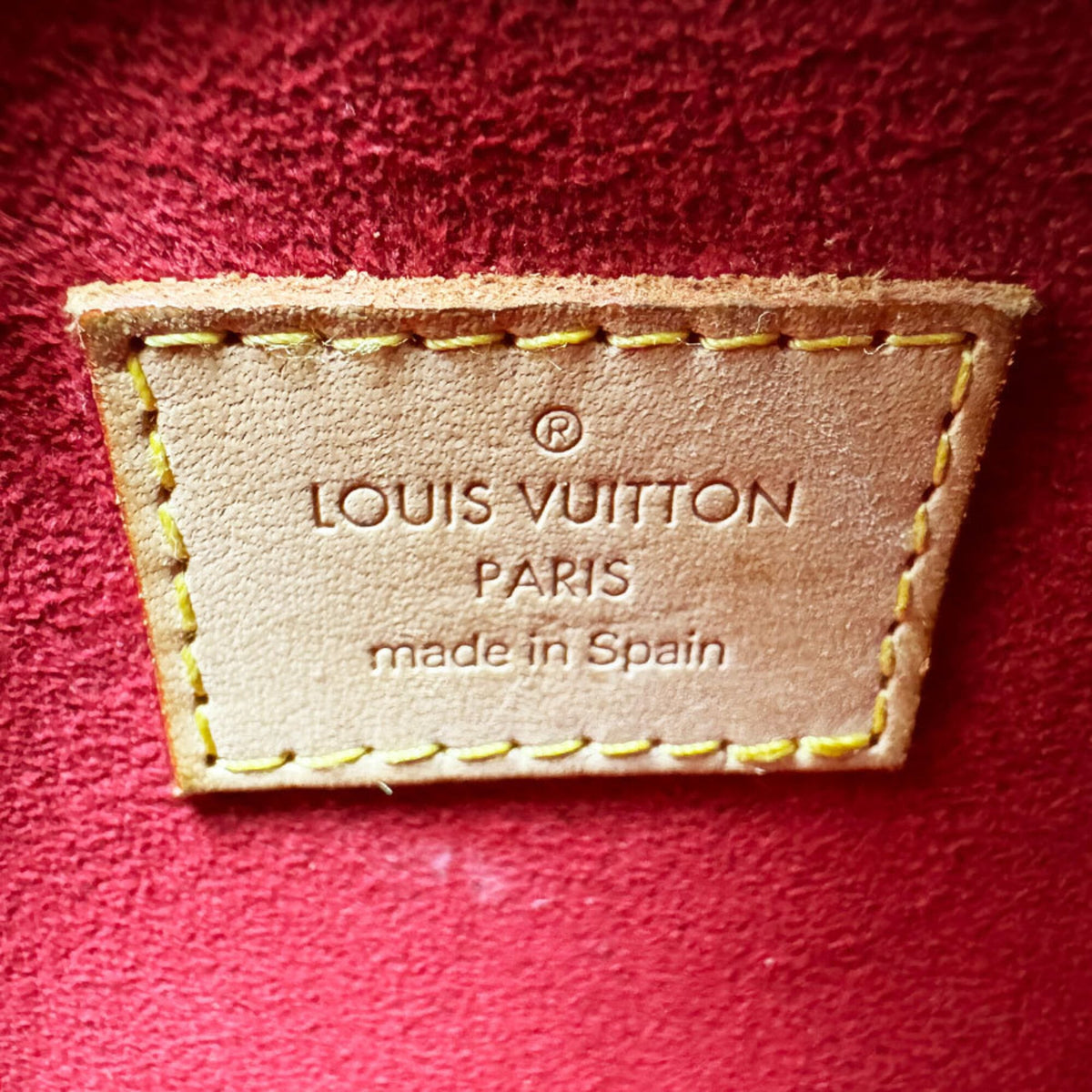 Louis Vuitton Brown Monogram Monogram Shoulder Bag (Pre-Owned)