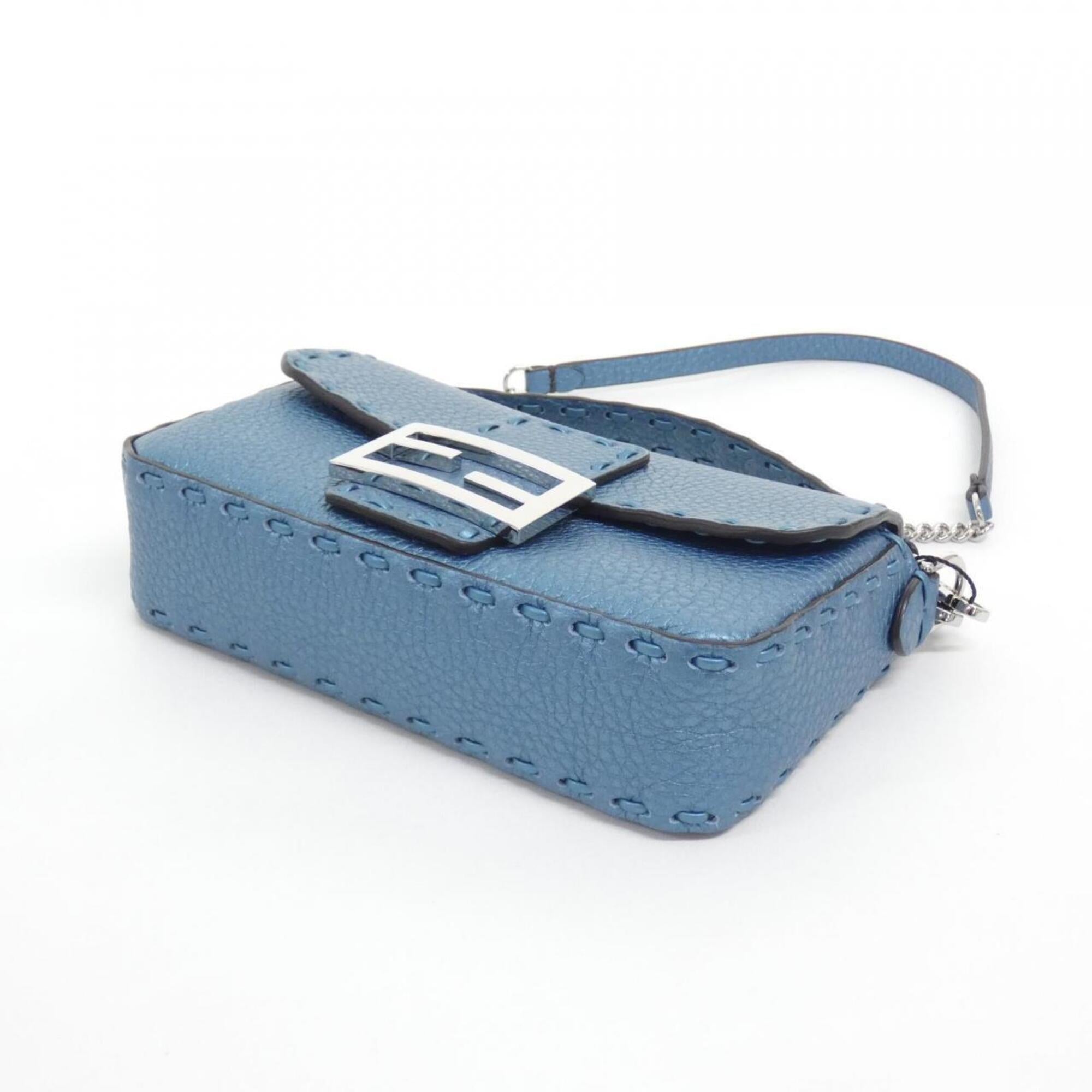 Fendi Blue Leather Handbag (Pre-Owned)