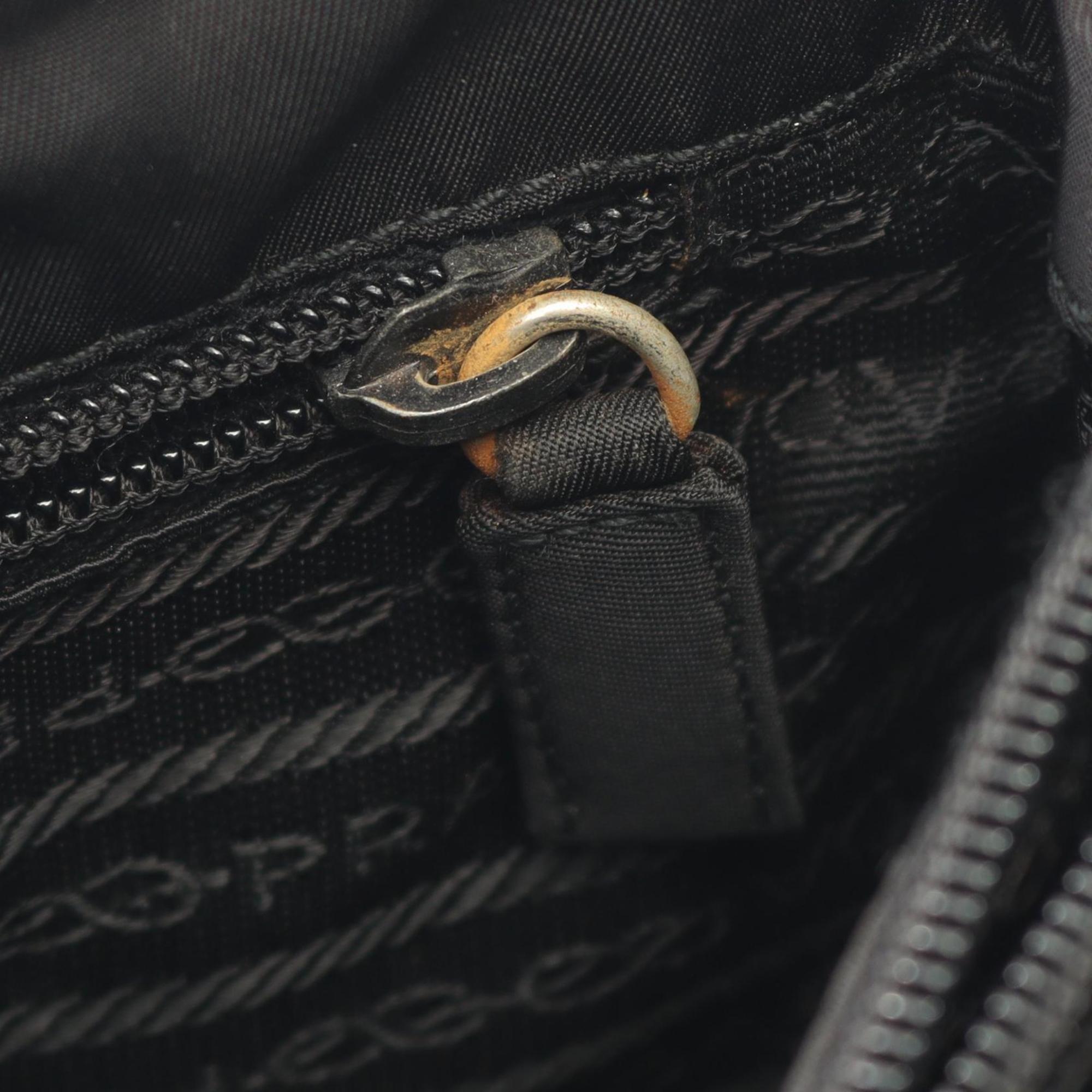 Prada Black Nylon Handbag (Pre-Owned)
