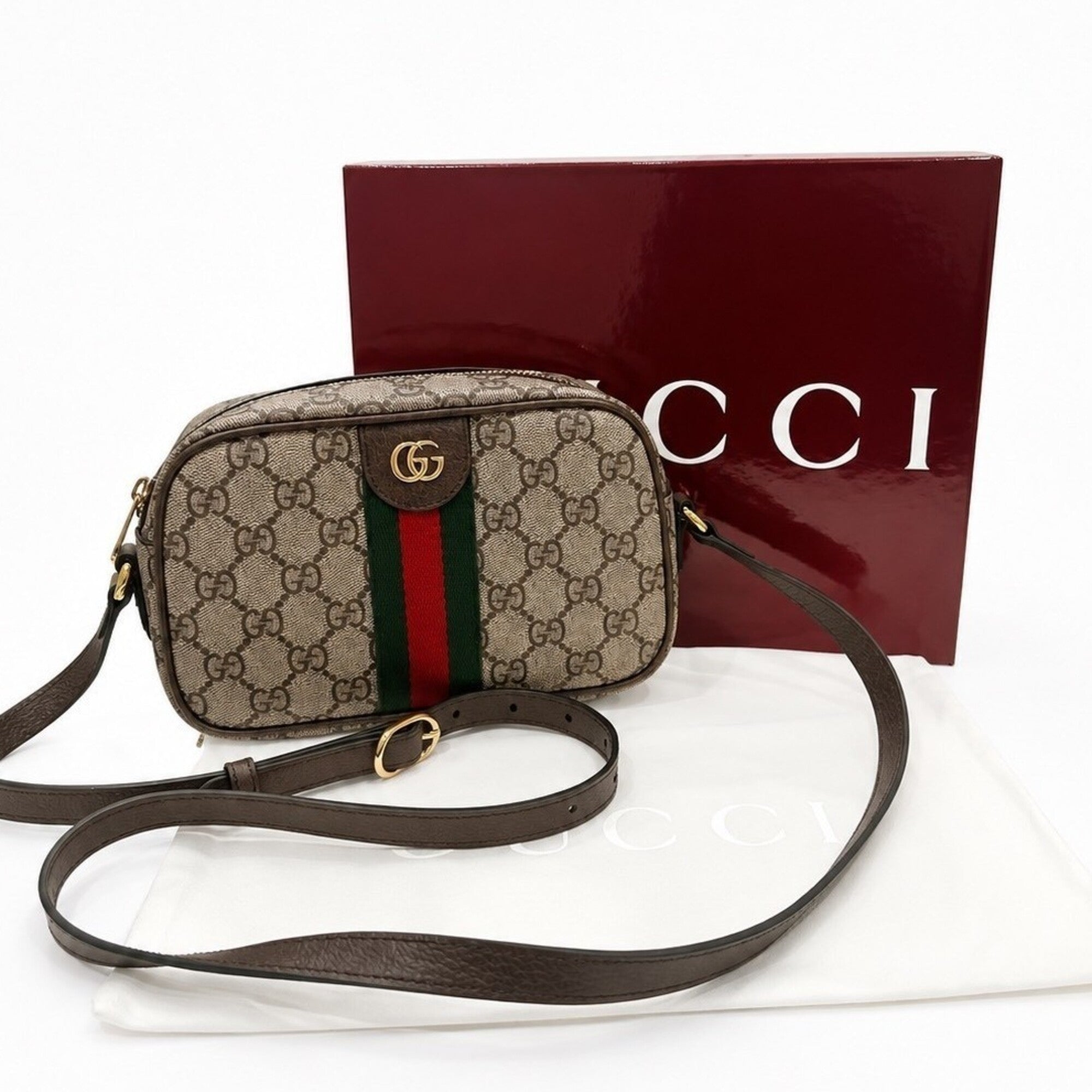 Gucci Beige Gg Canvas Shoulder Bag (Pre-Owned)