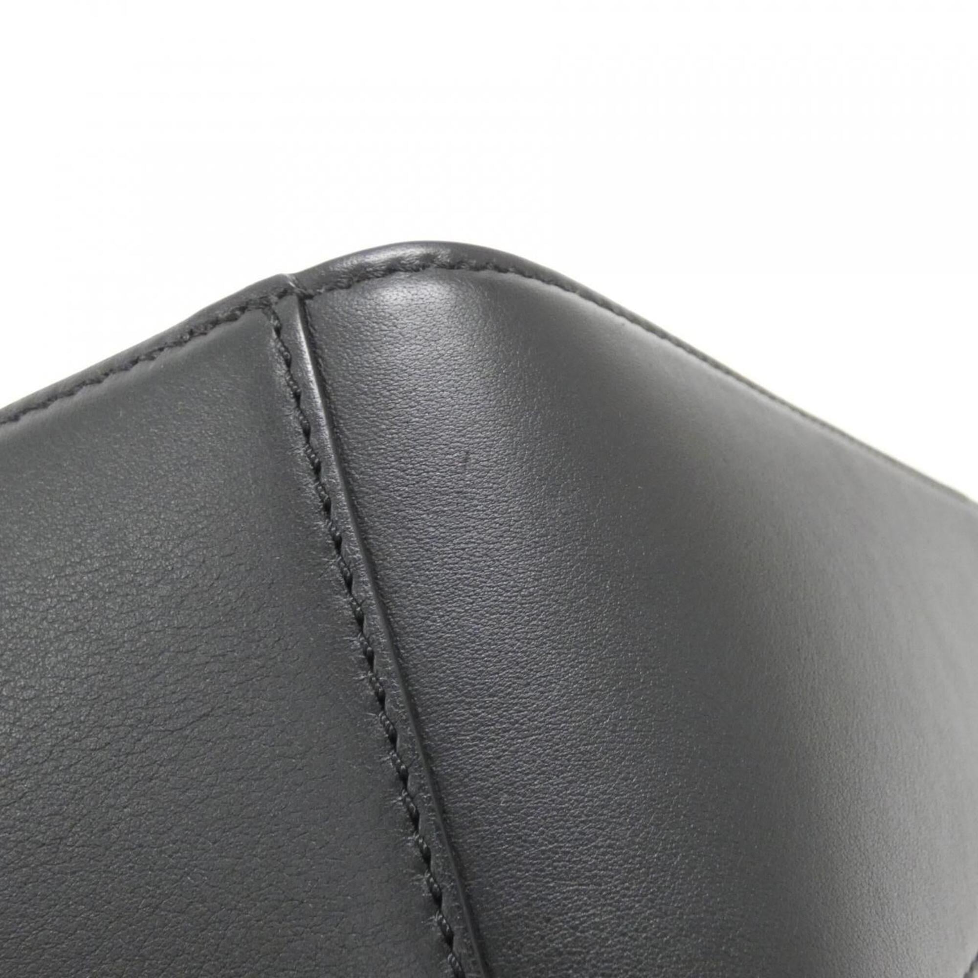 Loewe Black Leather Handbag Shoulder Bag (Pre-Owned)