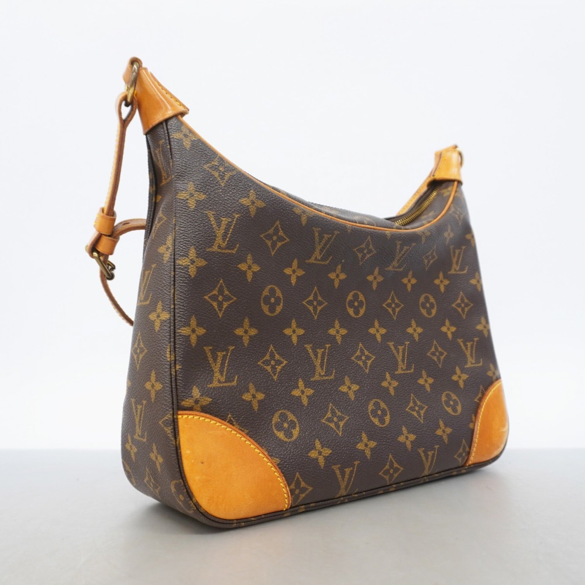 Louis Vuitton Brown Shoulder Bag (Pre-Owned)