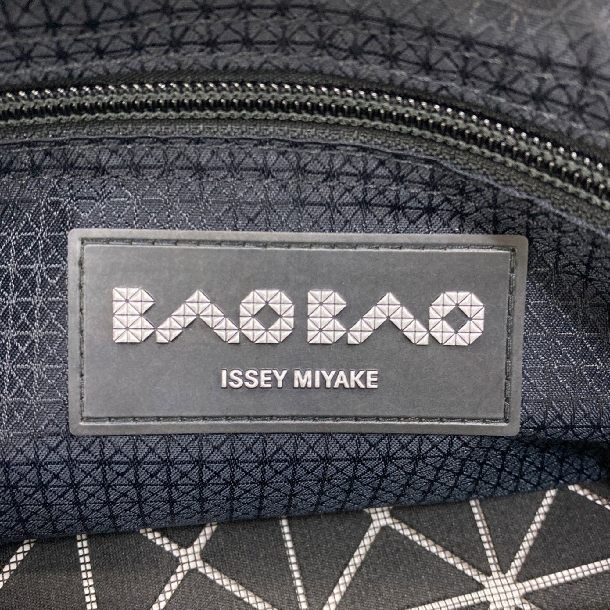Issey Miyake Pink Pvc Tote Bag (Pre-Owned)