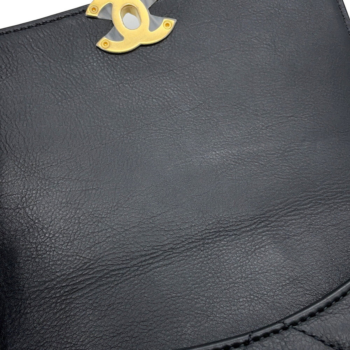 Chanel Matelasse Black Leather Handbag Shoulder Bag (Pre-Owned)