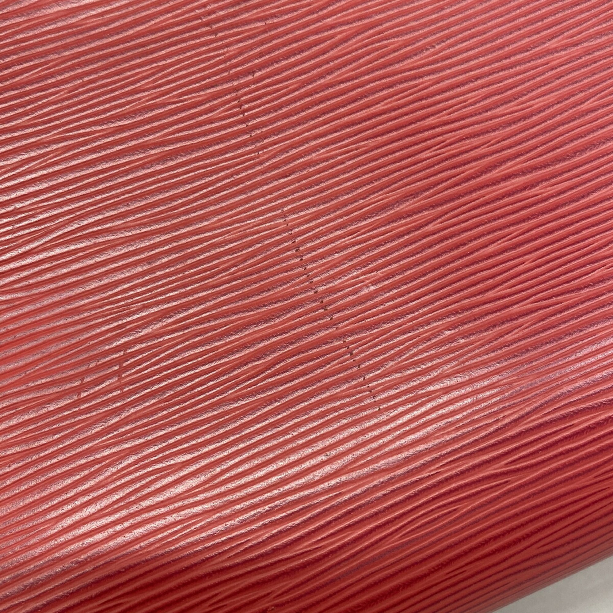 Louis Vuitton Hot Pink Handbag (Pre-Owned)