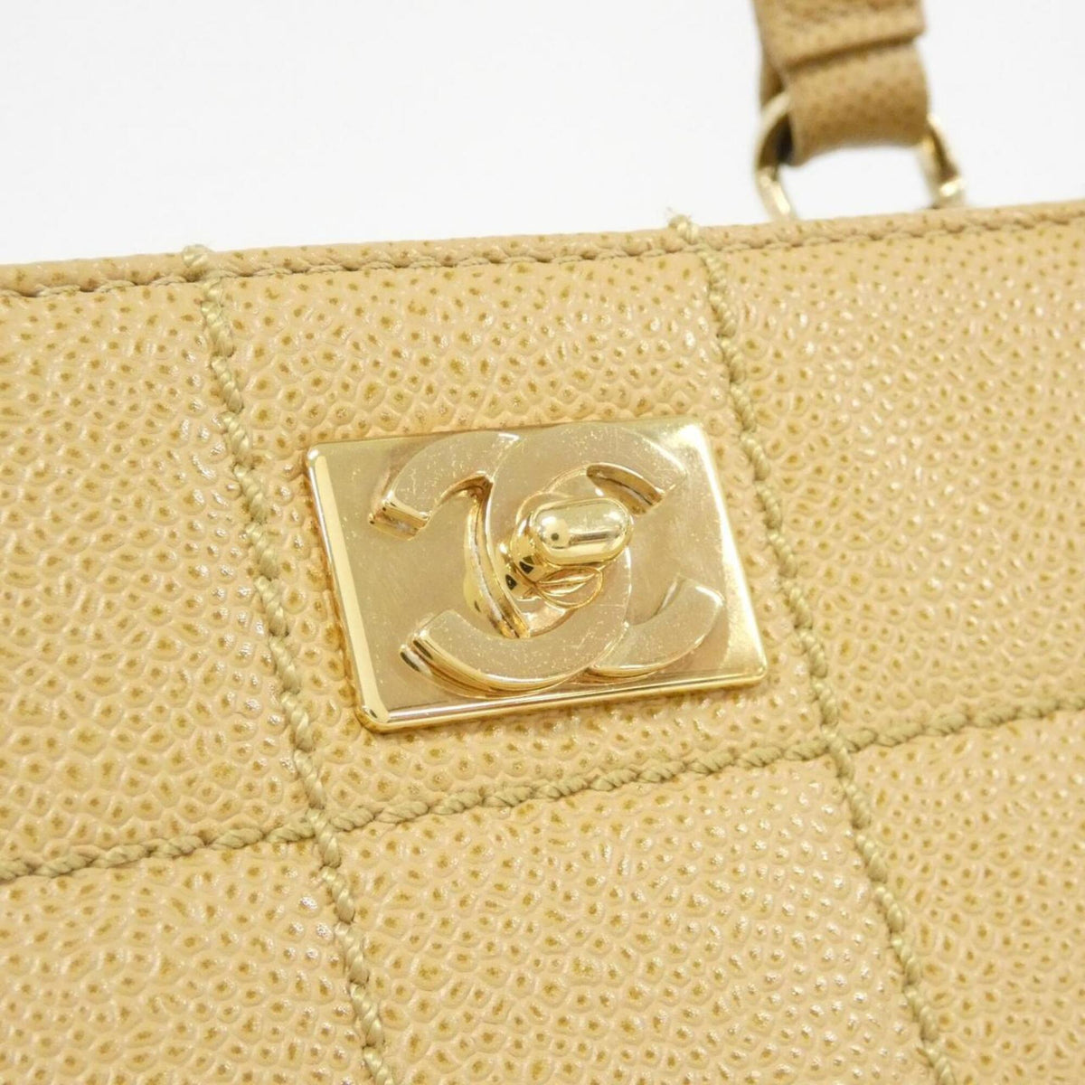 Chanel Beige Handbag (Pre-Owned)